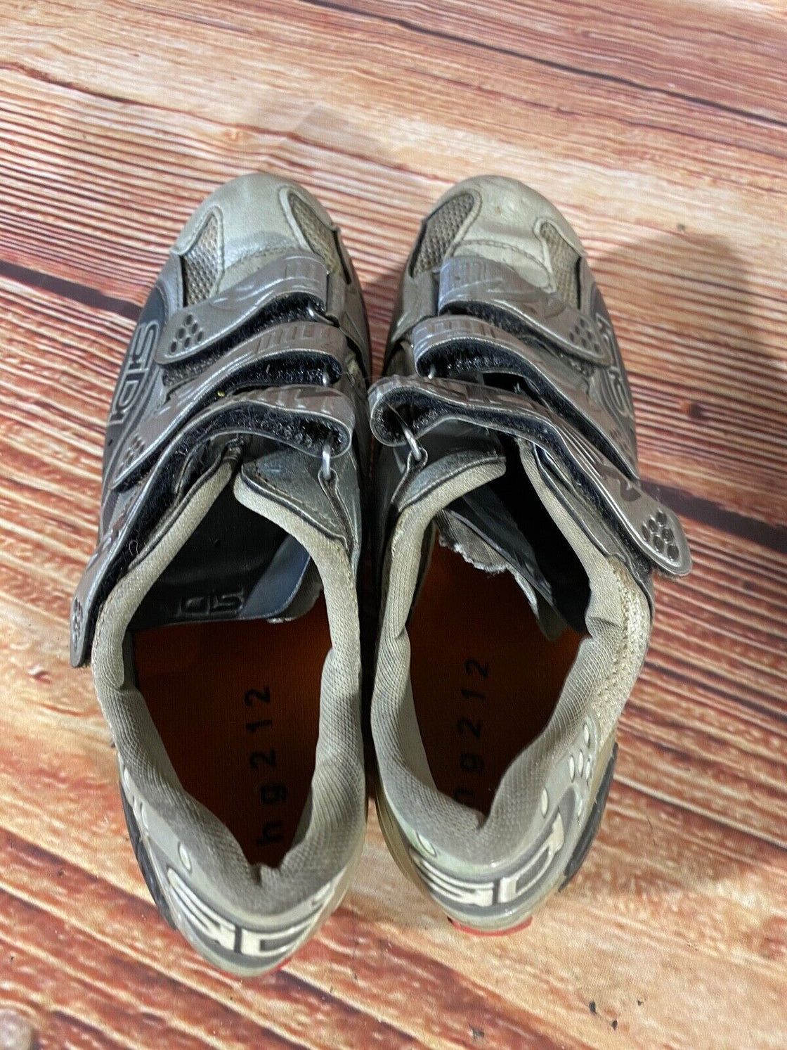 SIDI Carbon Road Cycling Shoes  3 Bolts Unisex Size EU42 US8  Mondo 258 cs875