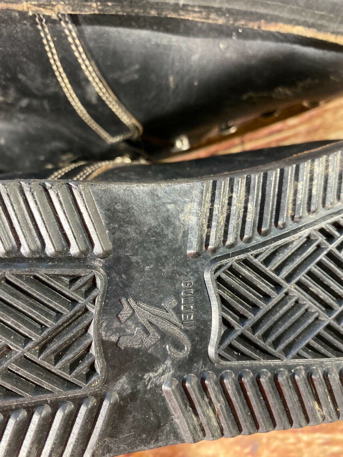 KASTINGER Alpine Ski Boots EU 37 US 5 Vintage 240mm KL74
