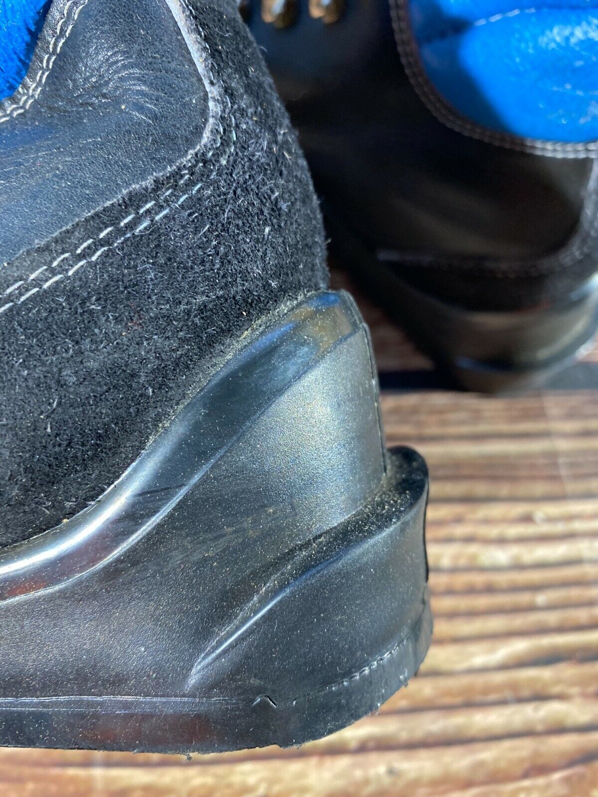 Alpine Ski Boots EU 44 US 10 Vintage 282mm KL79