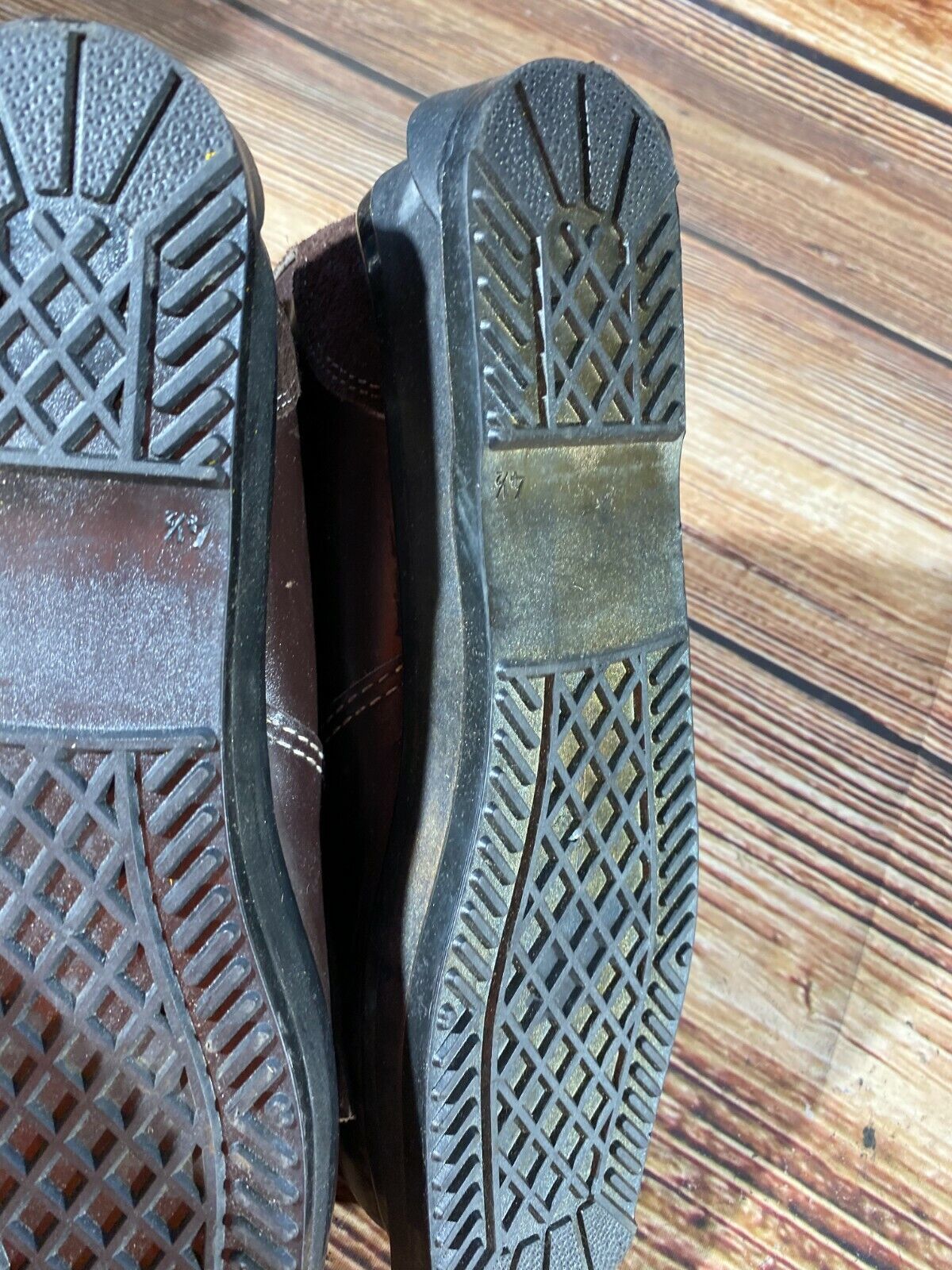 Alpine Ski Boots EU 37 US 5 Vintage 240mm KL88