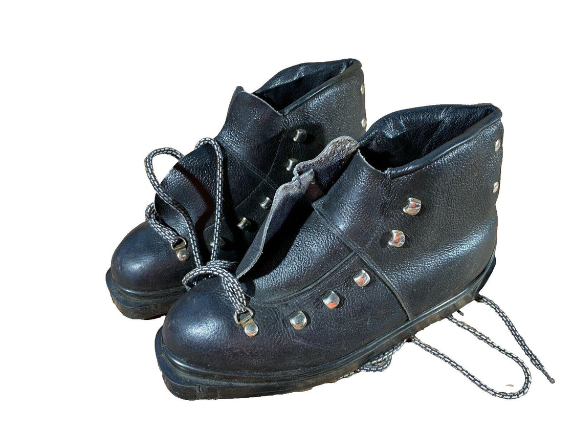 Vintage Alpine Ski Boots Downhill US8.5 UK7.5, Mondo 263 Cable Bindings KL95