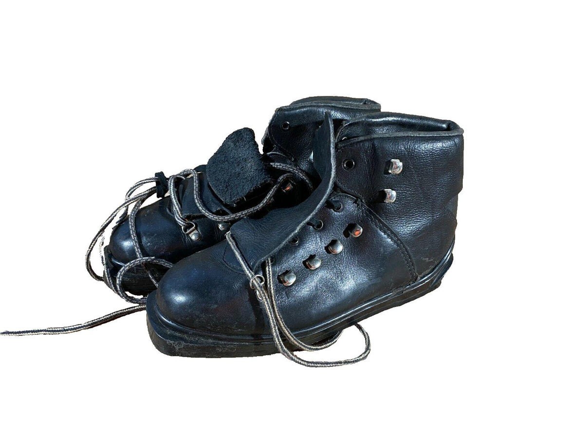 Alpine Ski Boots EU 40 US 7 Vintage 258mm KL101