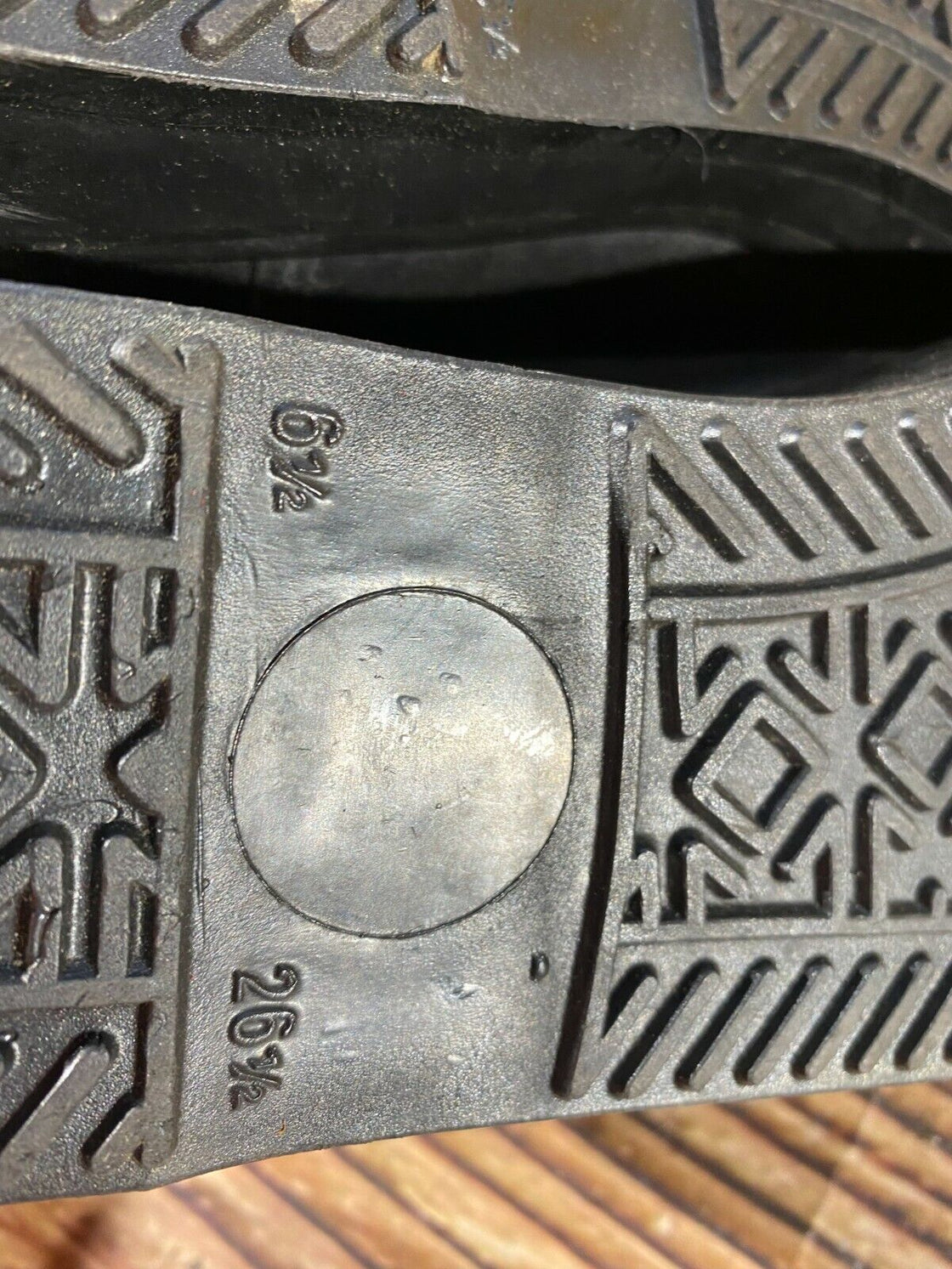 Vintage Alpine Ski Boots Skiing US7 UK6.5 Mondo 258 Cable Bindings KL101