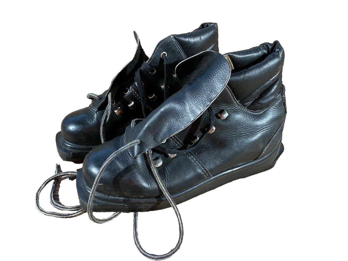Alpine Ski Boots EU 40 US 7 Vintage 255mm KL104
