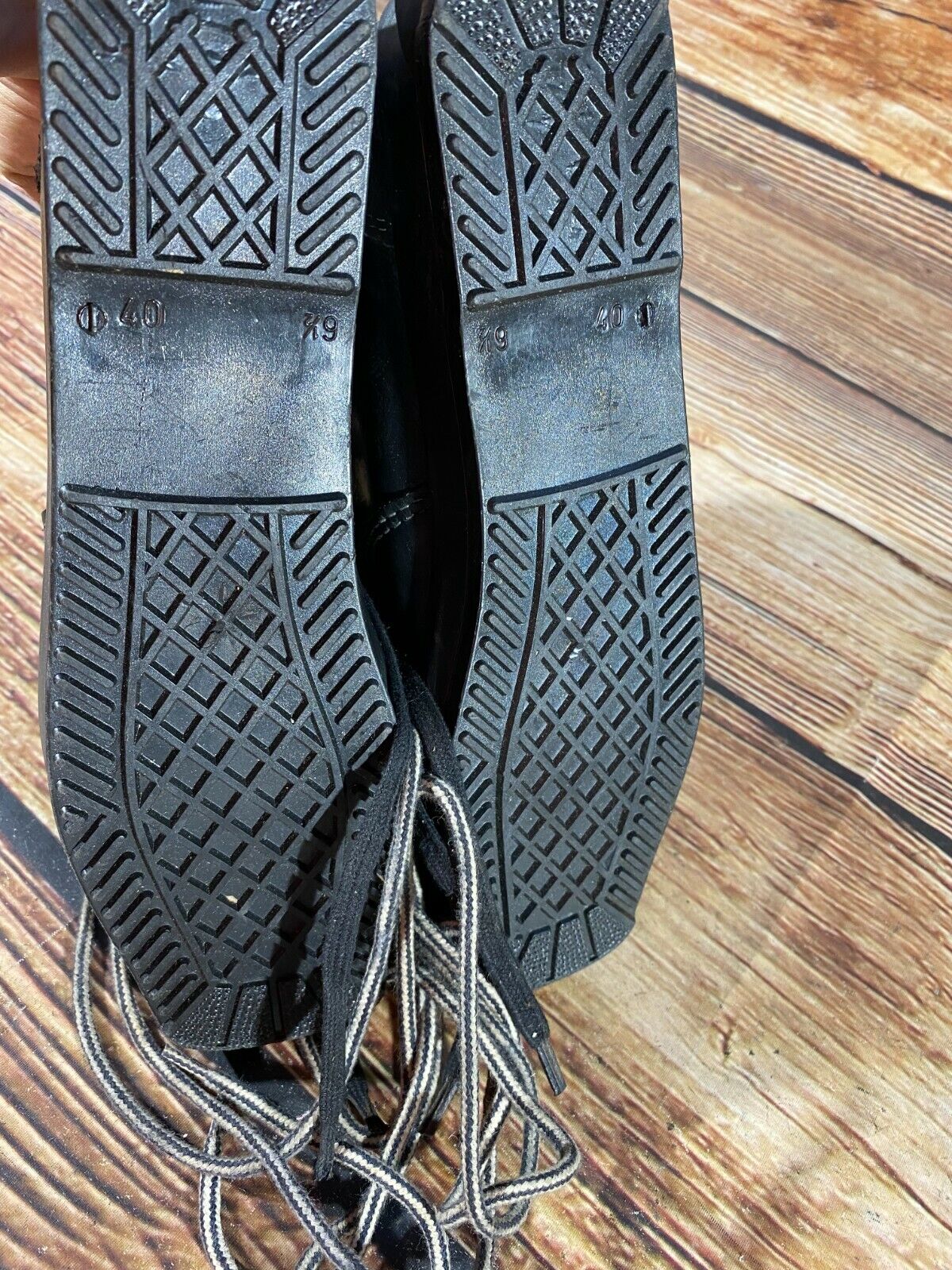 Alpine Ski Boots EU 40 US 7 Vintage 255mm KL104