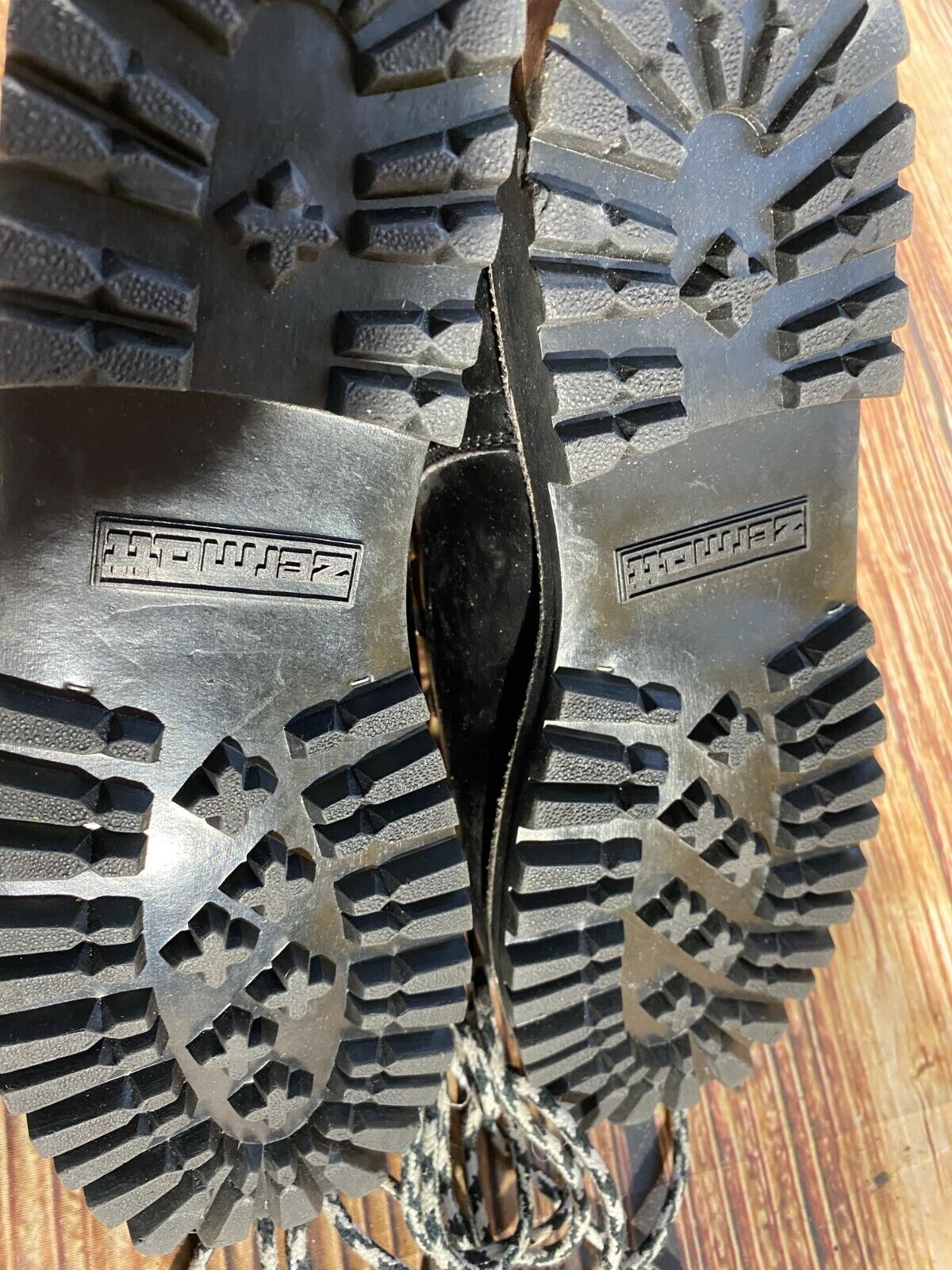 Dachstein Leather Alpine Ski Boots EU 42 US 8.5 Vintage KL107