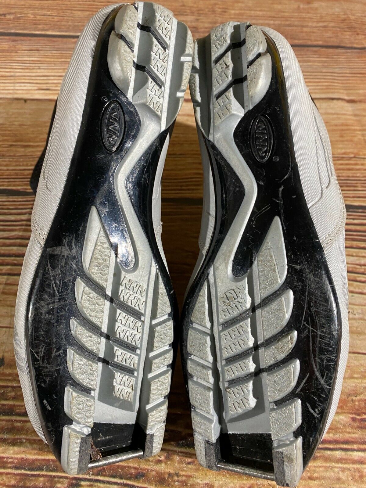 Fischer RJ Classic Cross Country Ski Boots Classic NNN EU 39 US 7 252mm 1508