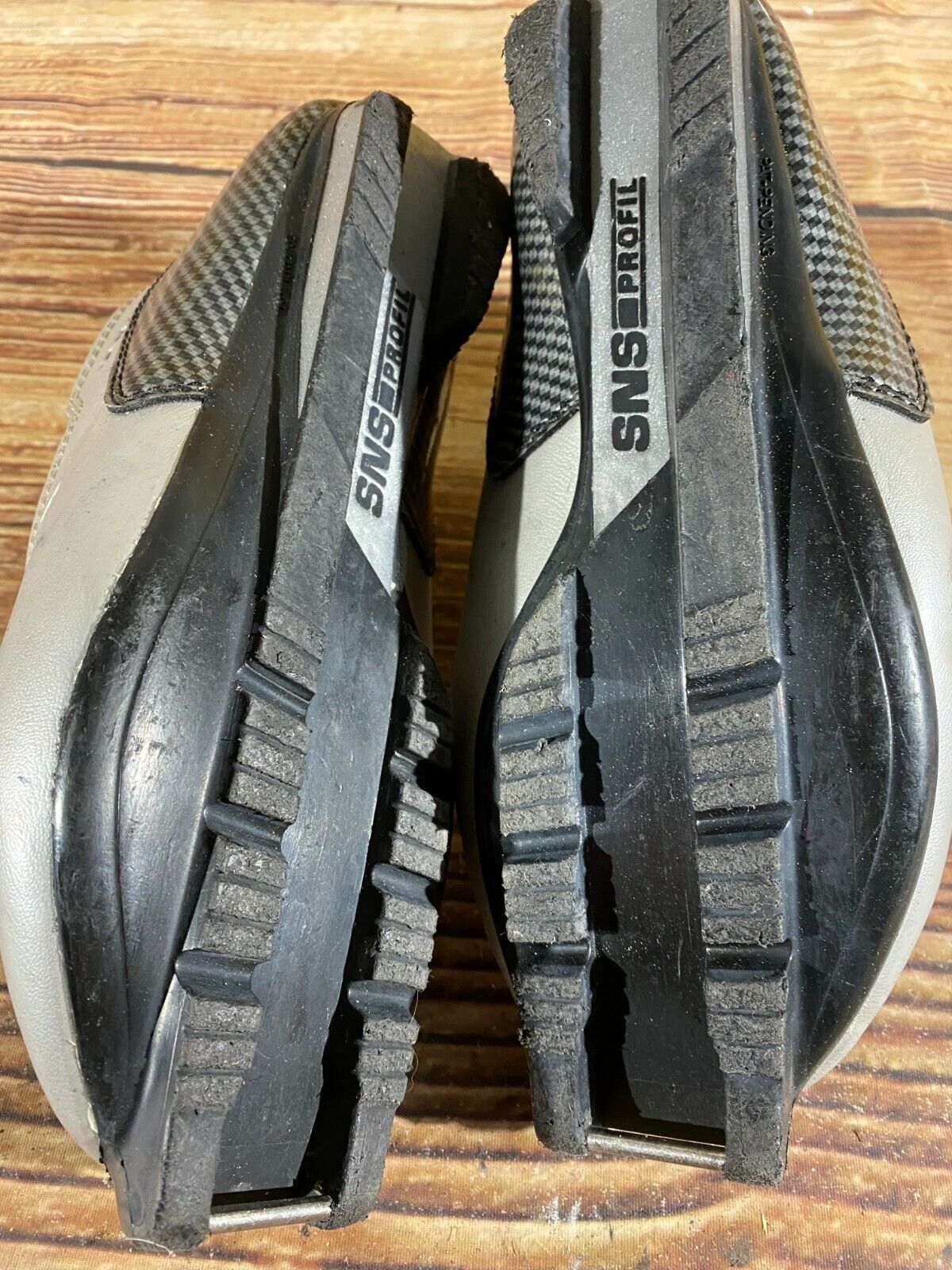 Fischer SC Classic Cross Country Ski Boots Classic SNS Profil EU 37 US 5 1132