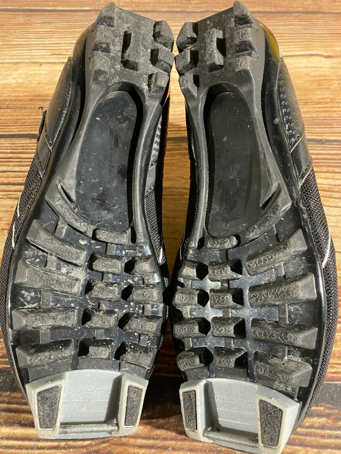 Madshus CT100 Nordic Cross Country Ski Boots Size EU39 US7 for NNN 1972