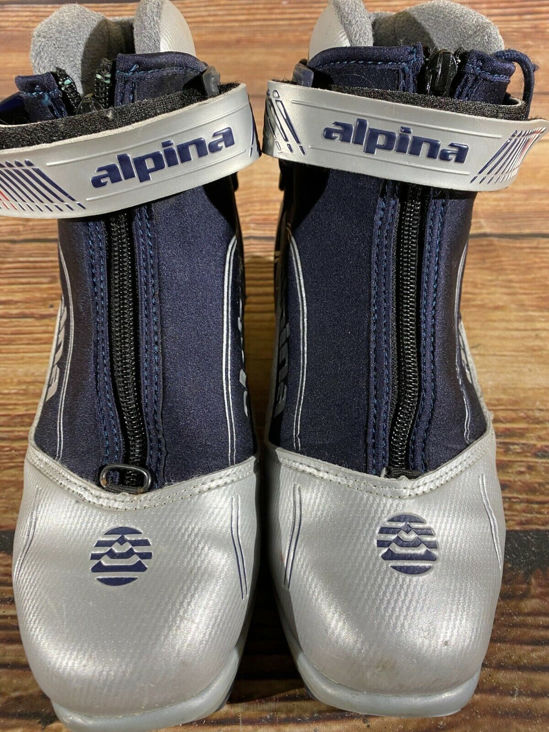 Alpina ST30L Nordic Cross Country Ski Boots Size EU39 US7 for NNN 2474