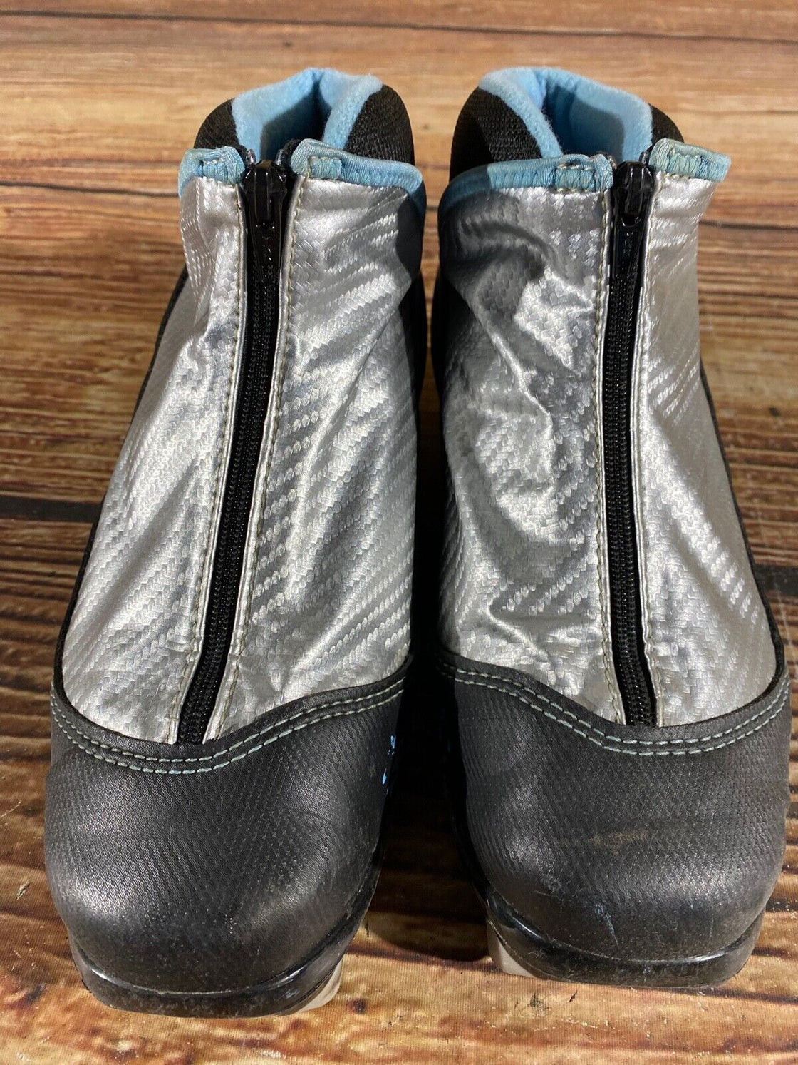 Madshus Metis C Nordic Cross Country Ski Boots Size EU38 US6.5 for NNN 2535