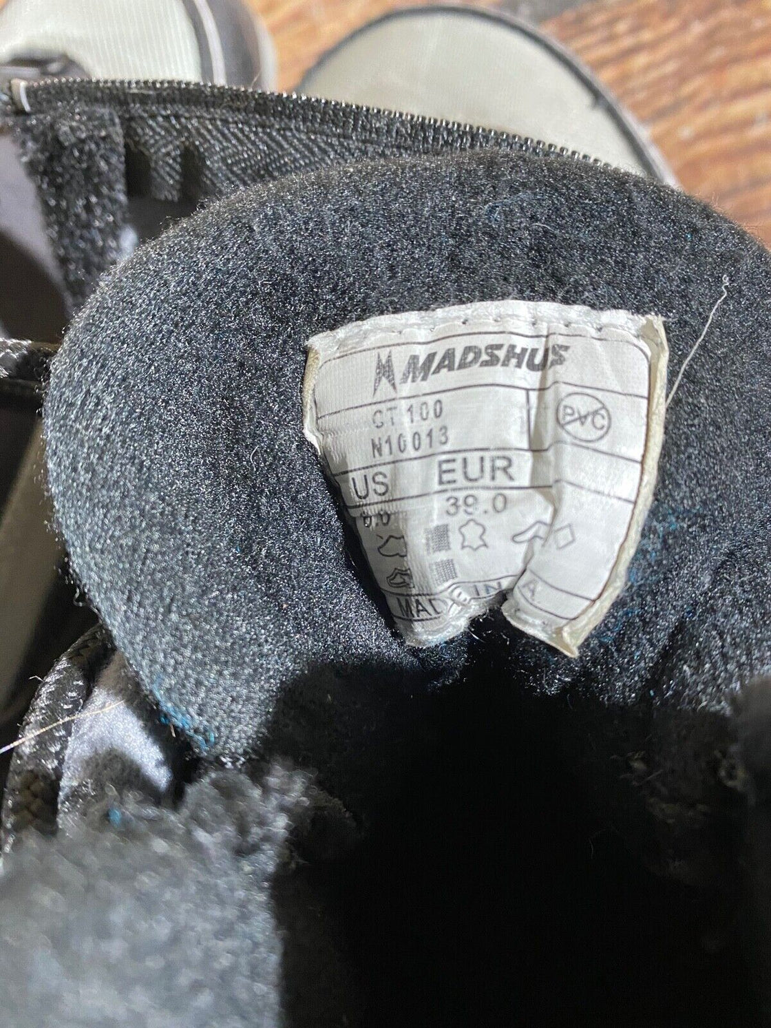Madshus CT100 Nordic Cross Country Ski Boots Size EU39 US7 for NNN 1942