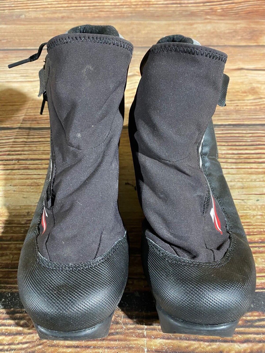 Madshus CT100 Nordic Cross Country Ski Boots Size EU40 US7.5 for NNN 1975