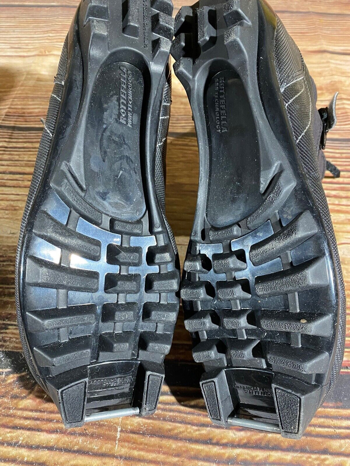 Madshus CT100 Nordic Cross Country Ski Boots Size EU40 US7.5 for NNN 1975