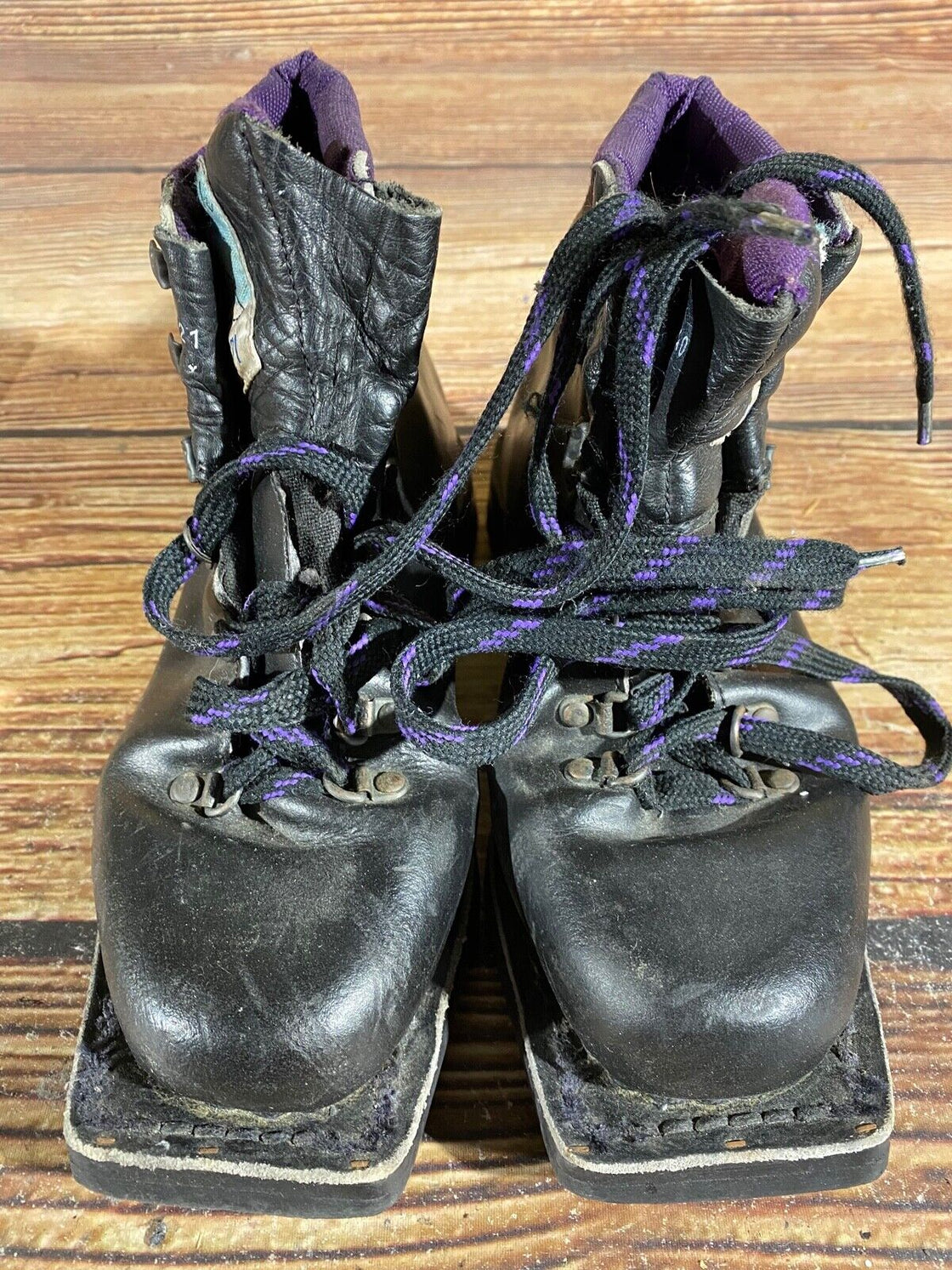 Crispi Telemark Nordic Norm Cross Country Ski Boots Size EU40 US7.5 NN 75mm 1627