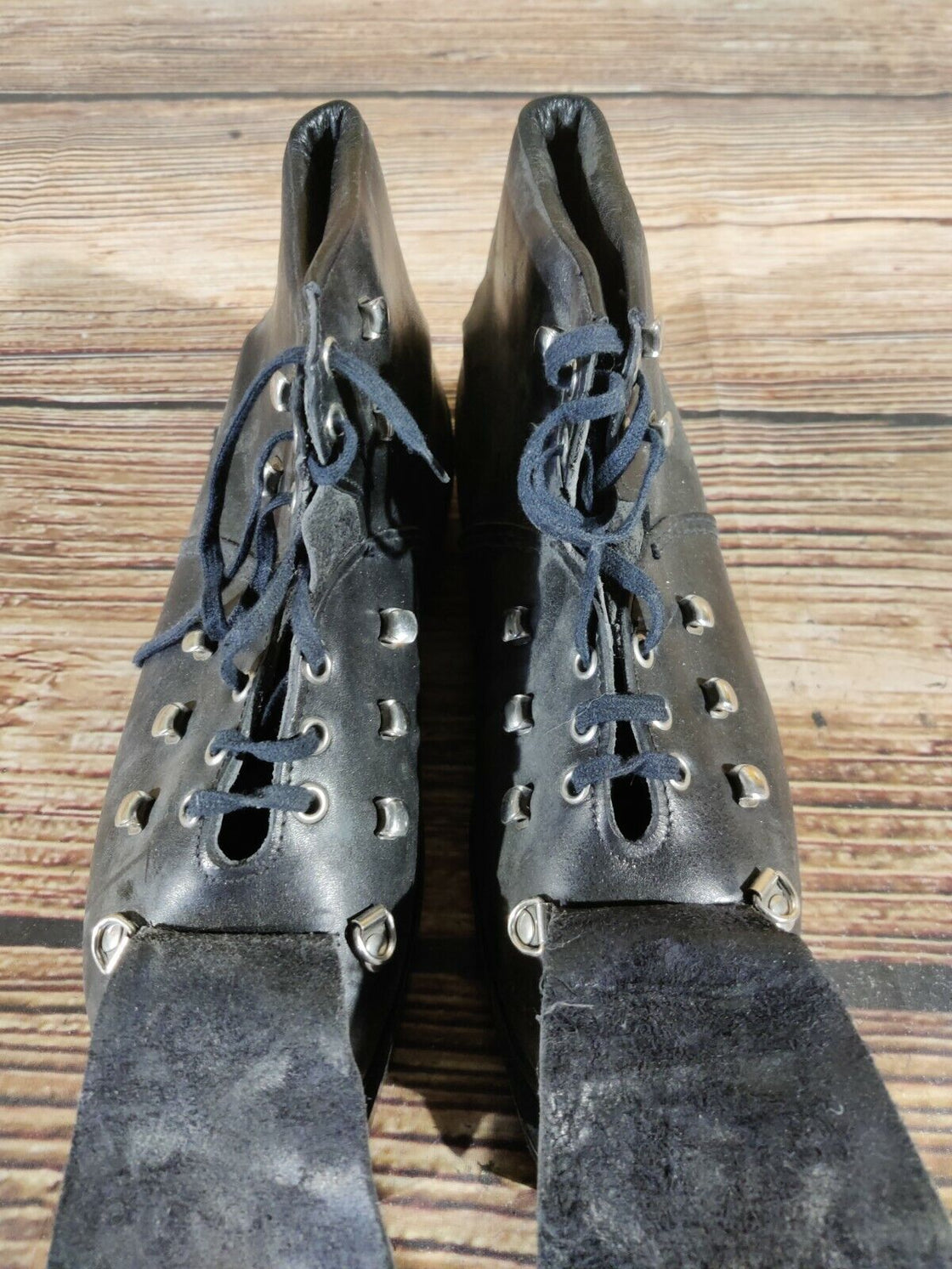 Vintage Alpine Ski Boots for Cable Bindings Adult Size EU43 US8 Mondo 270 KL116