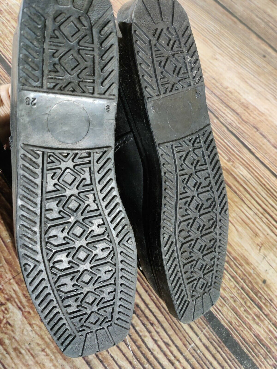 Vintage Alpine Ski Boots for Cable Bindings Adult Size EU43 US8 Mondo 270 KL116