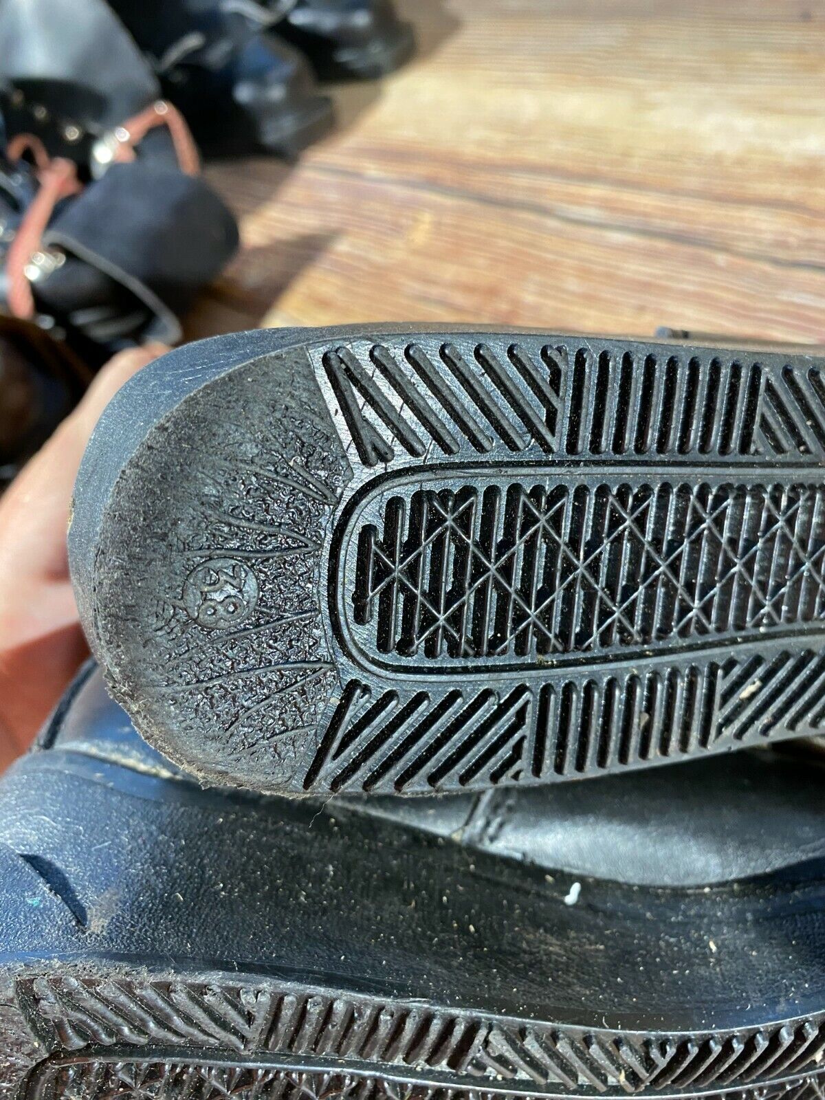 Alpine Ski Boots EU 38 US 5.5 Vintage 245mm KL127