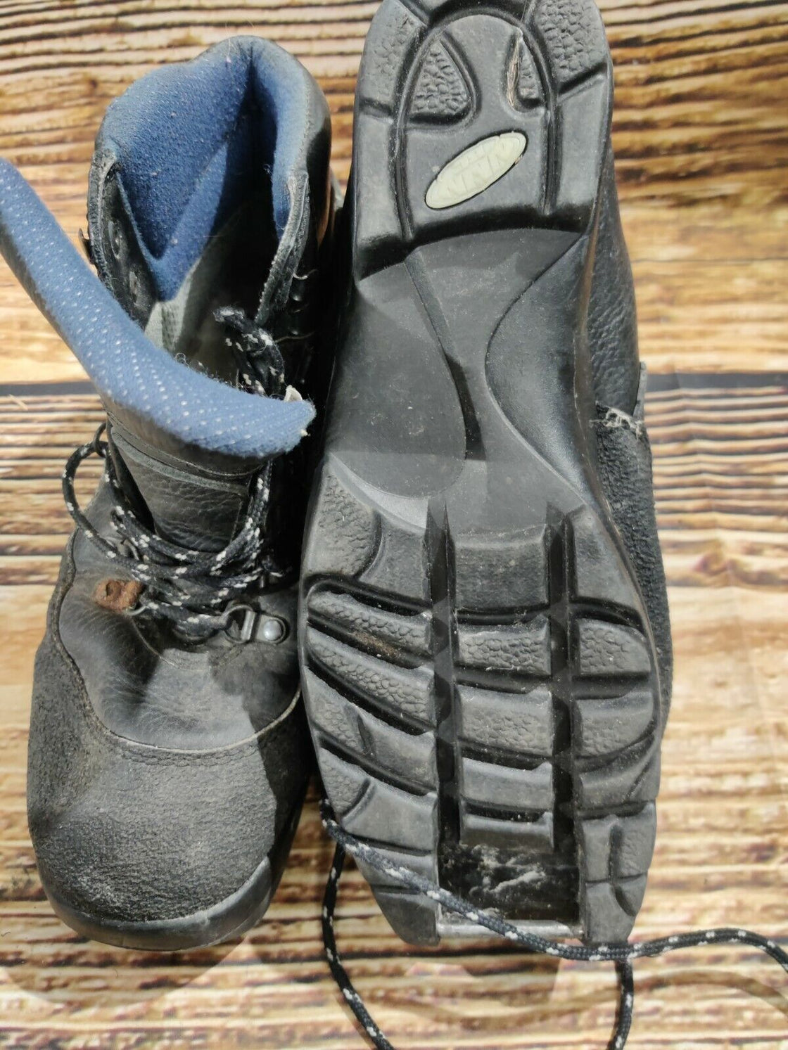 MADSHUS Touring Cross Country Nordic Backcountry Ski Boots EU43 US9 NNN-BC 1848