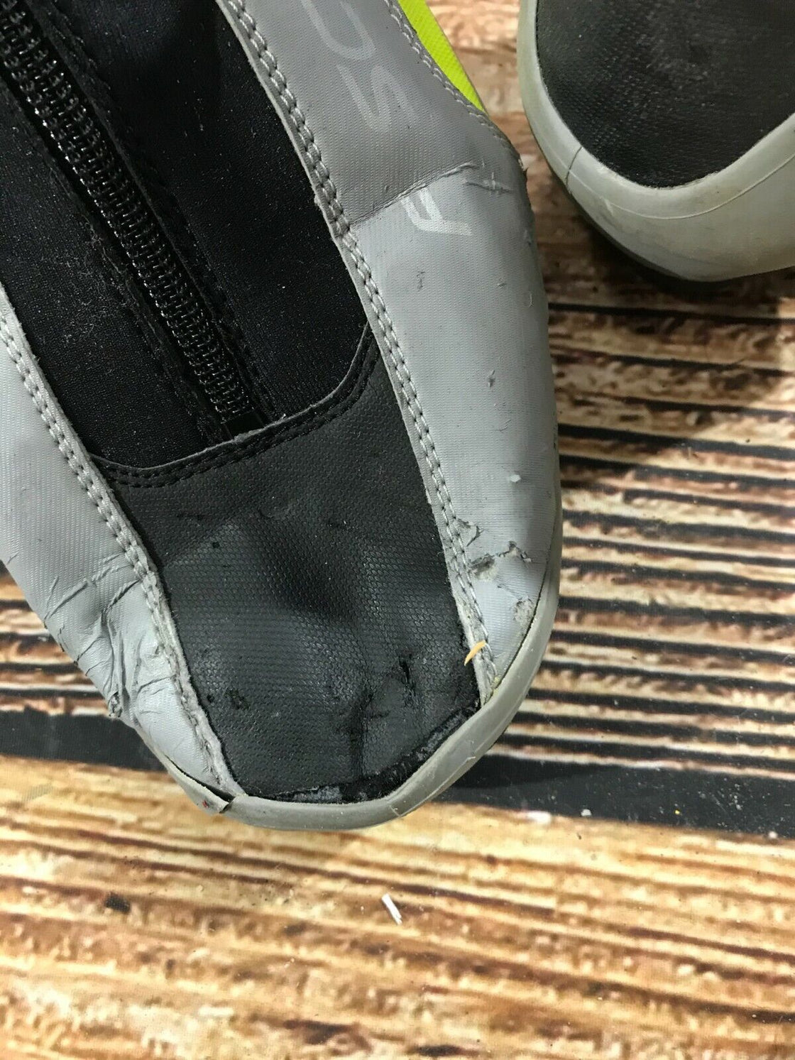 Fischer Vitalis Cross Country Ski Boots Size EU43 US9.5 SNS Profil 1181