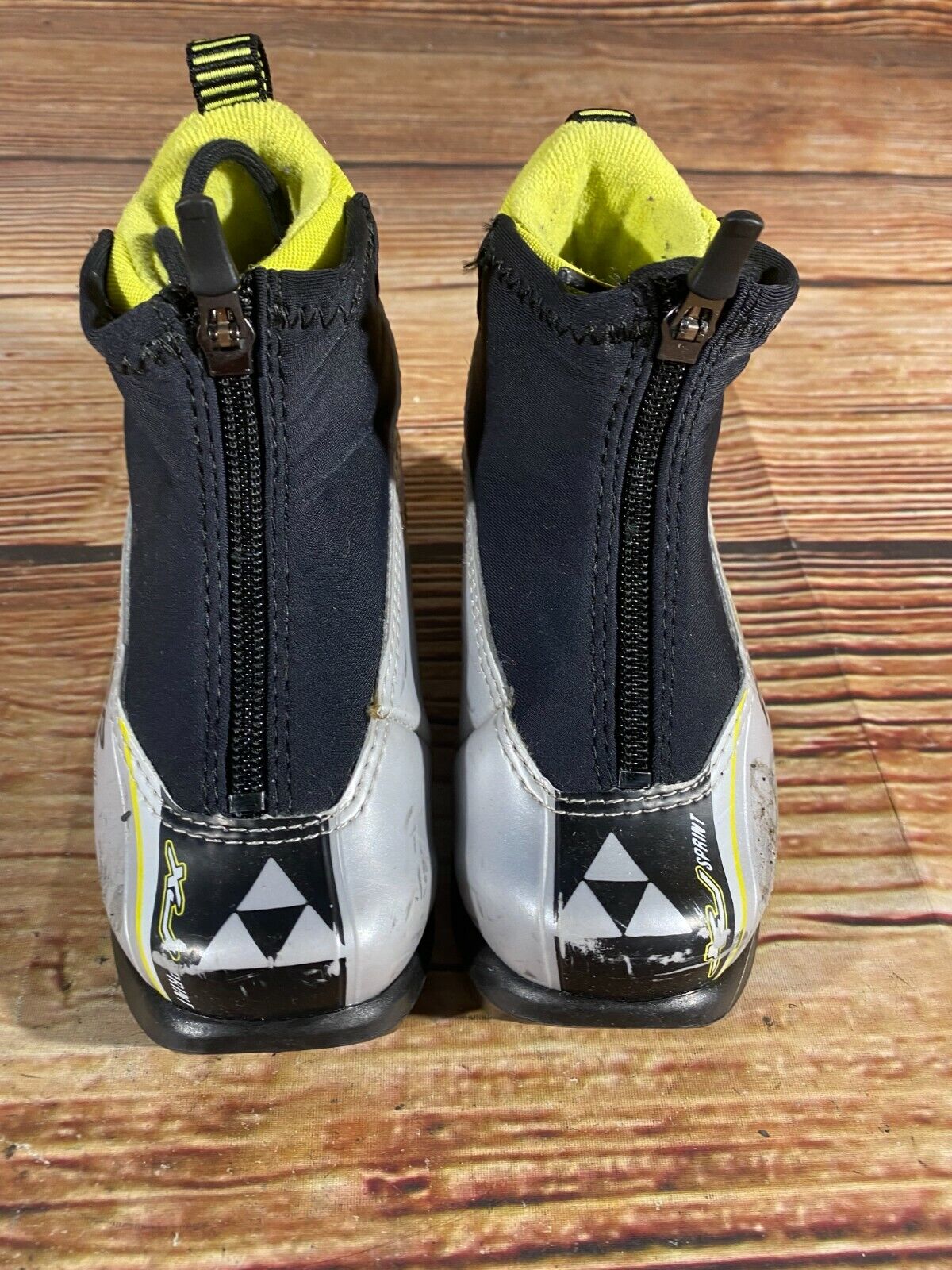 Fischer XJ Sprint Cross Country Ski Boots Classic NNN EU 27 US 10 Kids F-76