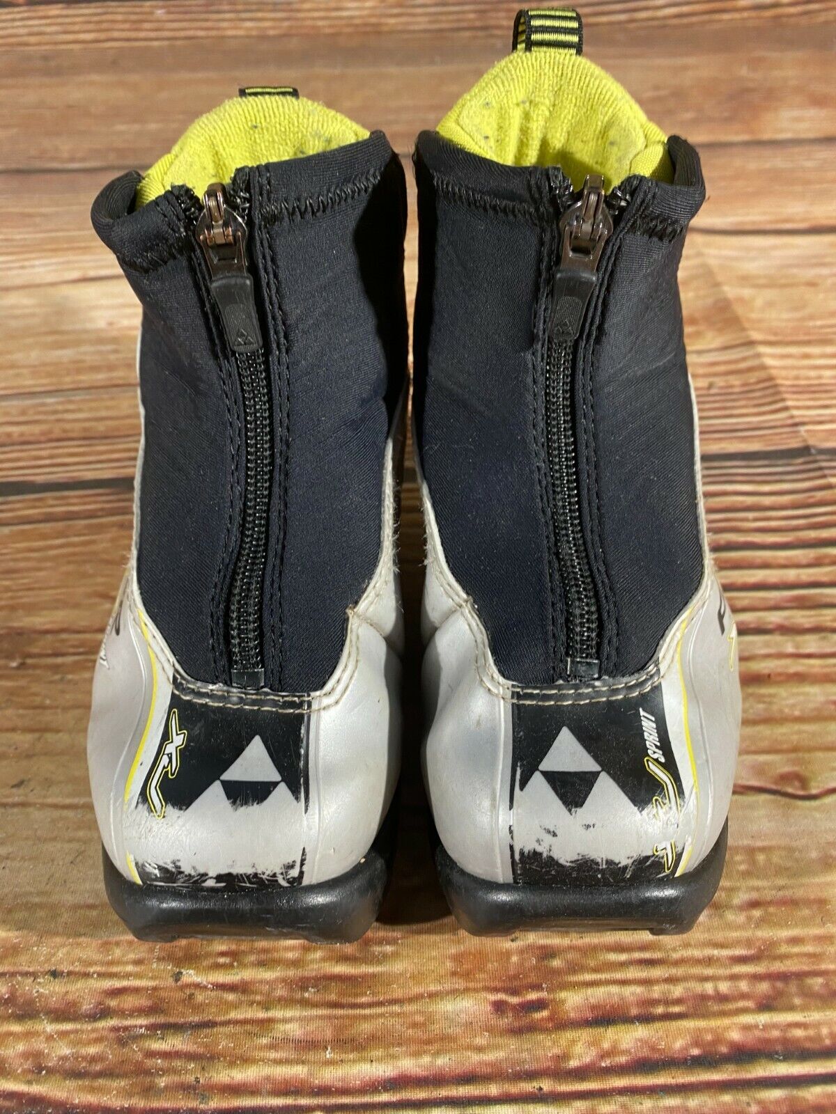 Fischer XJ Sprint Cross Country Ski Boots Classic NNN EU 28 US 10.5 Kids F-78