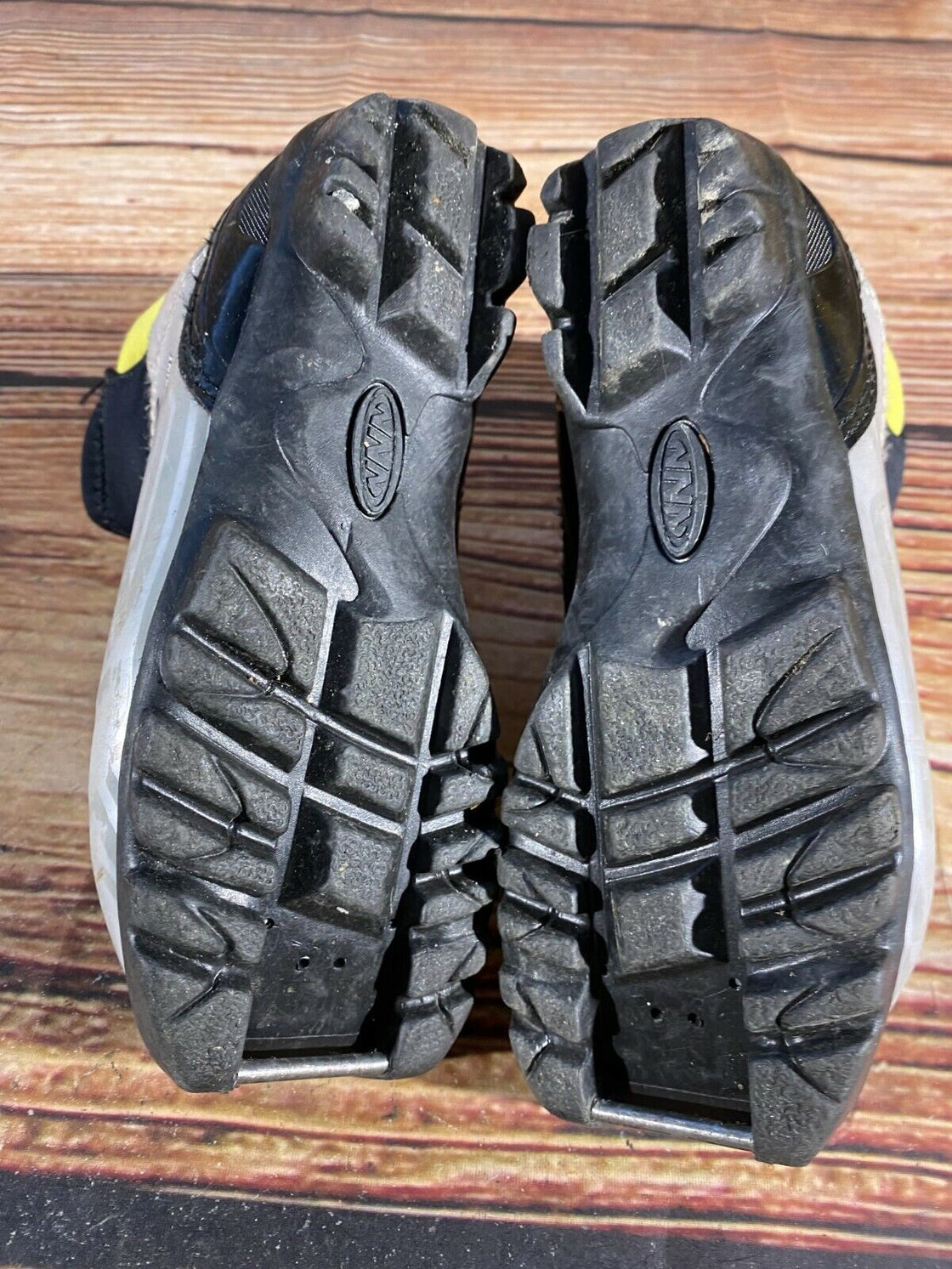 Fischer XJ Sprint Kids Nordic Cross Country Ski Boots Size EU31 US12.5 NNN F-1