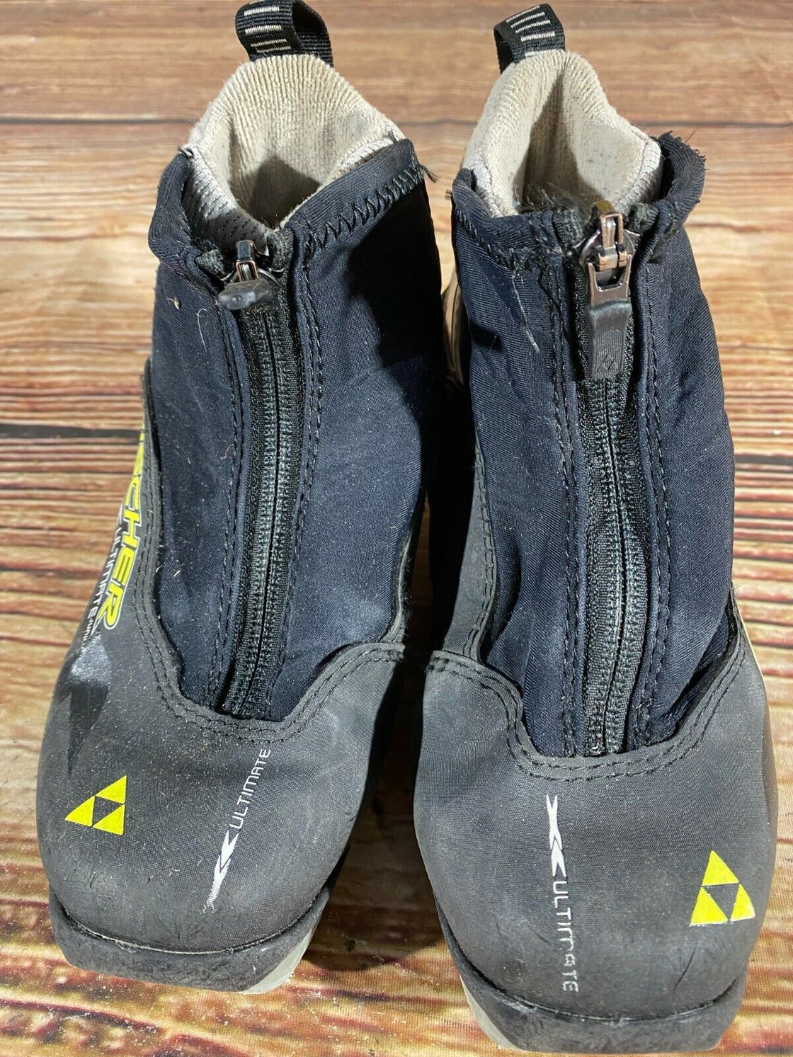 Fischer XC Ultimate Kids Nordic Cross Country Ski Boots Size EU30 NNN F-251
