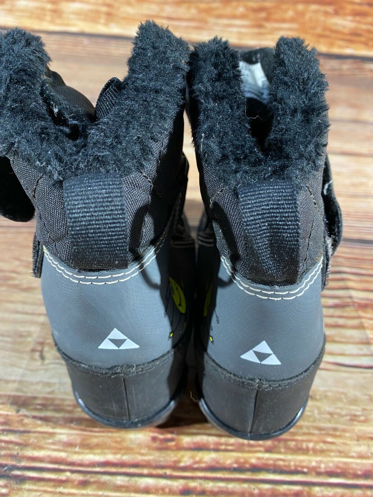 Fischer Snow Star Cross Country Ski Boots Classic NNN EU 32 US 1.5 Kids F-220