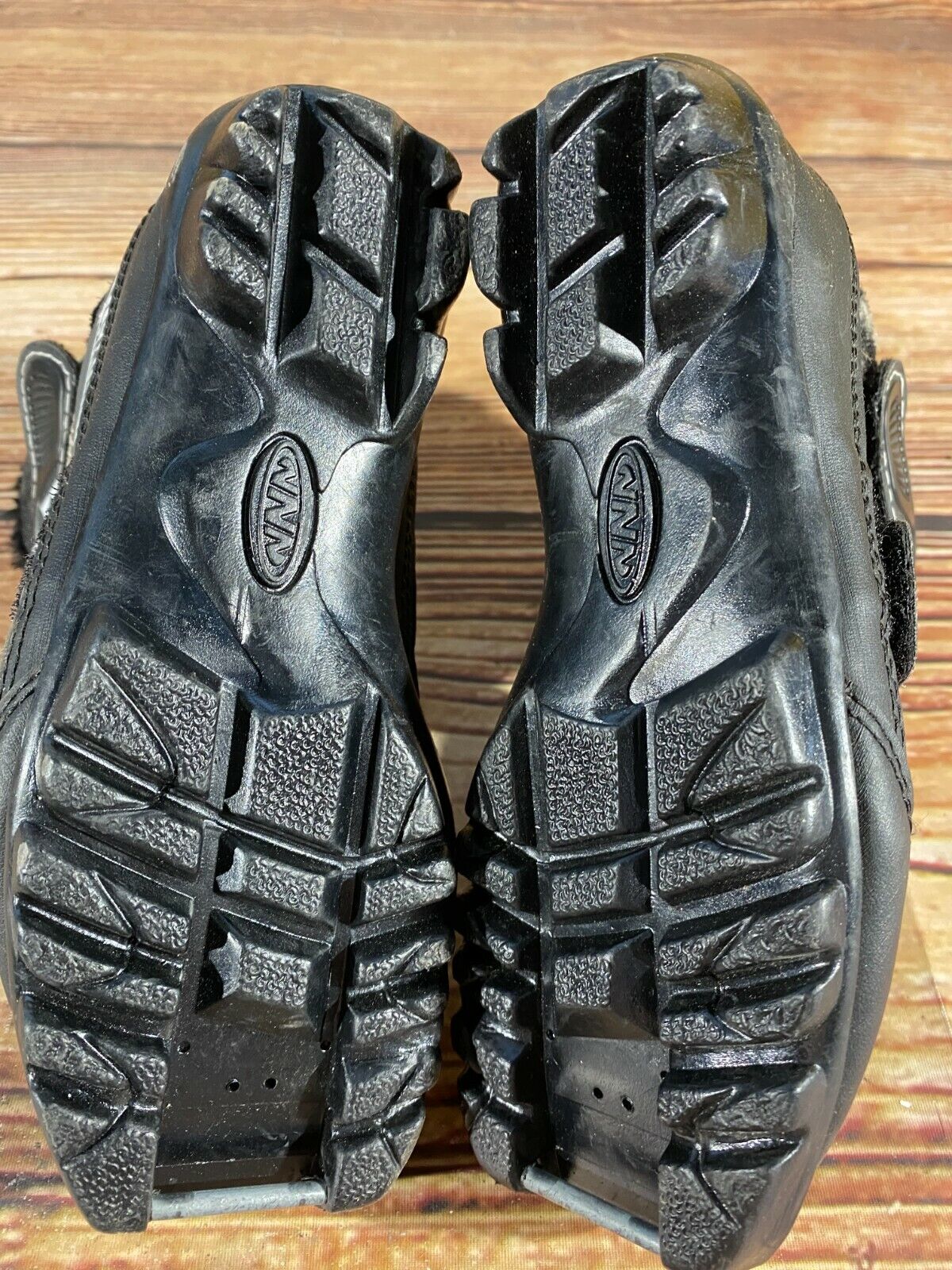 Fischer Snow Star Cross Country Ski Boots Classic NNN EU 32 US 1.5 Kids F-220
