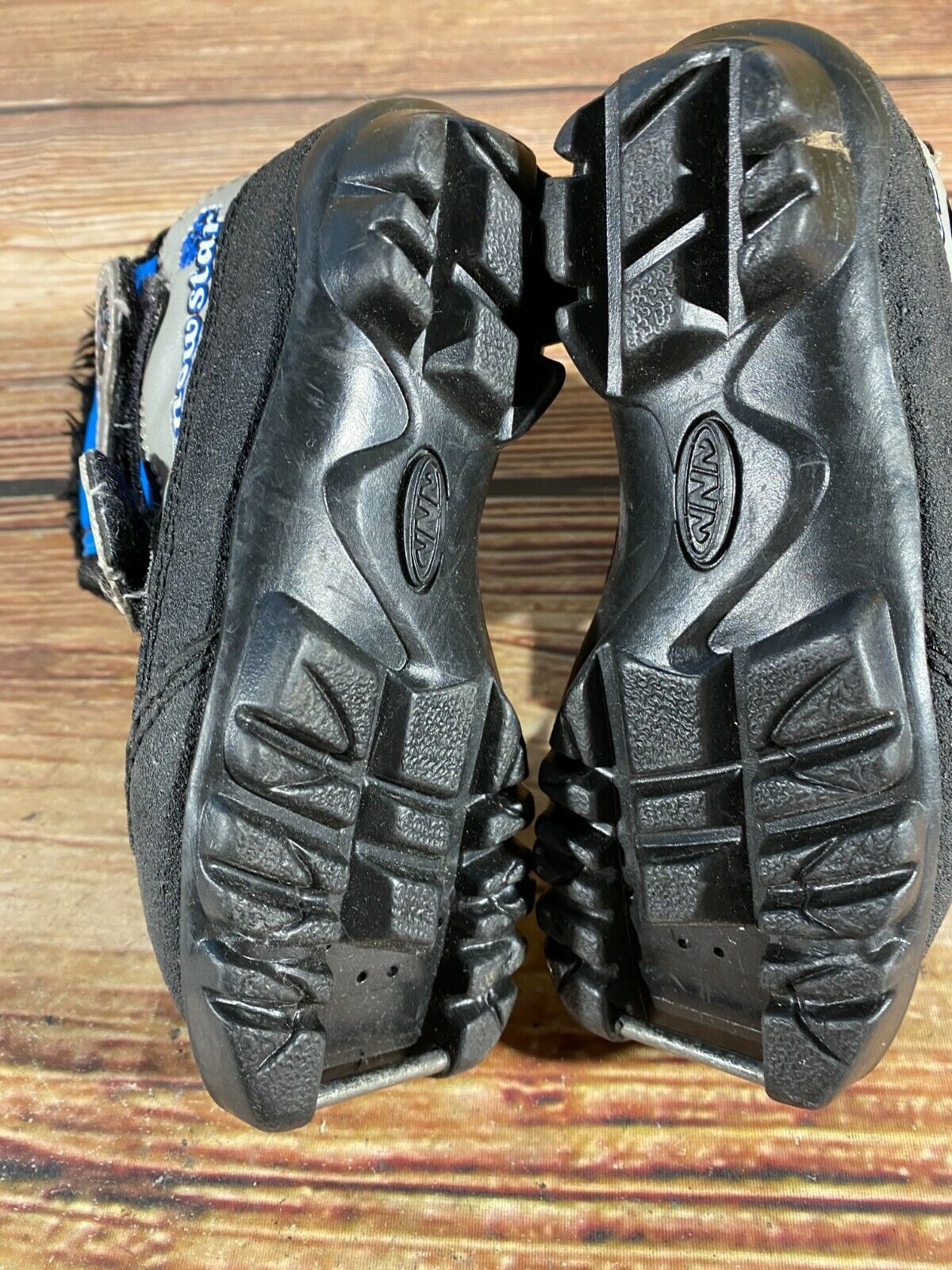 Fischer Snow Star Cross Country Ski Boots Classic NNN EU 27 US 10 Kids F-212
