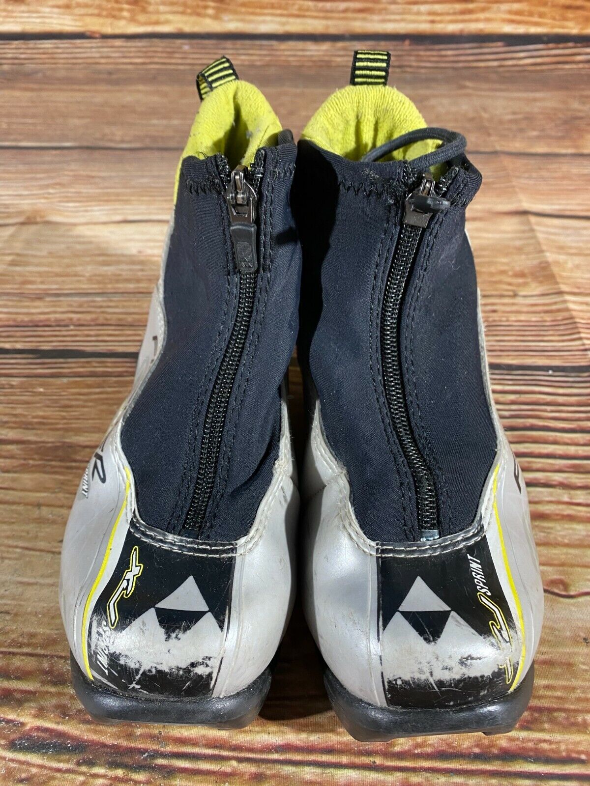 Fischer XJ Sprint Cross Country Ski Boots Classic NNN EU 34 US 3 Kids F-141