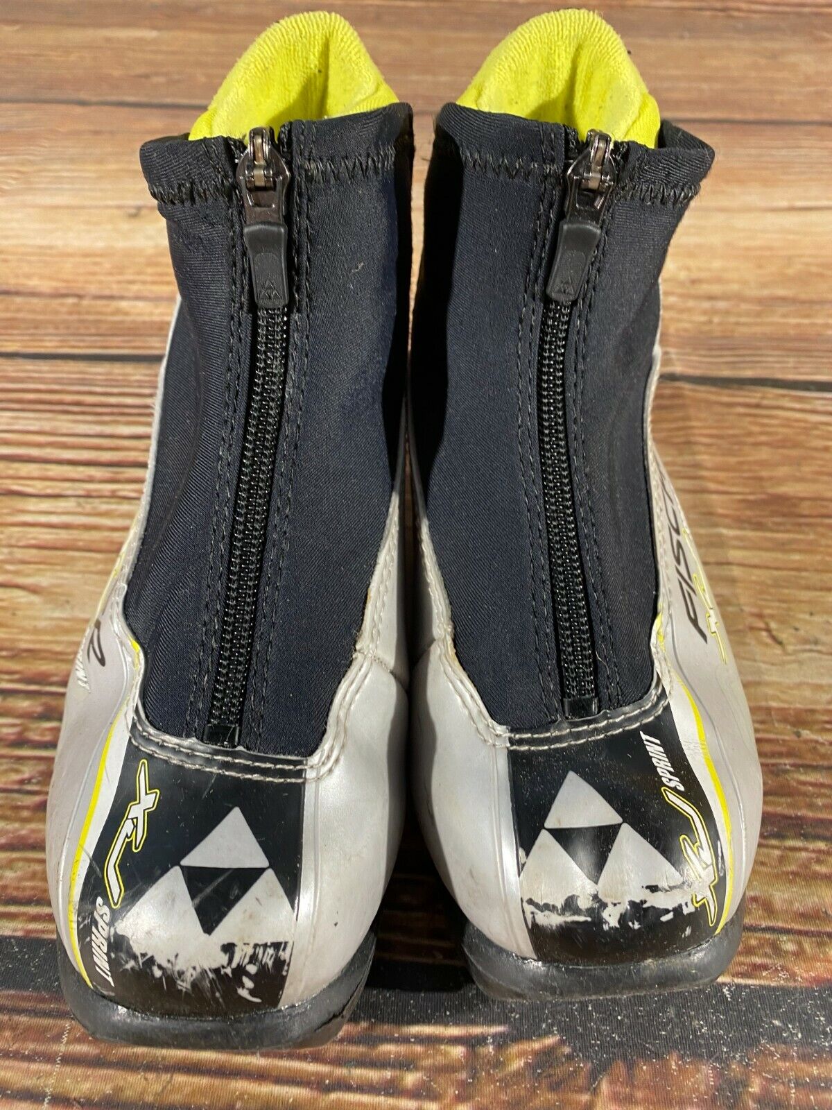 Fischer XJ Sprint Cross Country Ski Boots Classic NNN EU 33 US 2 Kids F-314