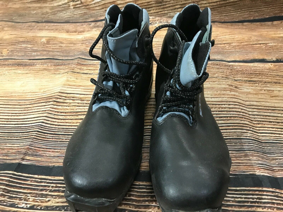 SALOMON Nordic Cross Country Ski Boots Size EU42 US9.5 SNS Profil 2278