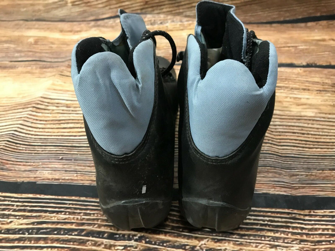 SALOMON Nordic Cross Country Ski Boots Size EU42 US9.5 SNS Profil 2278
