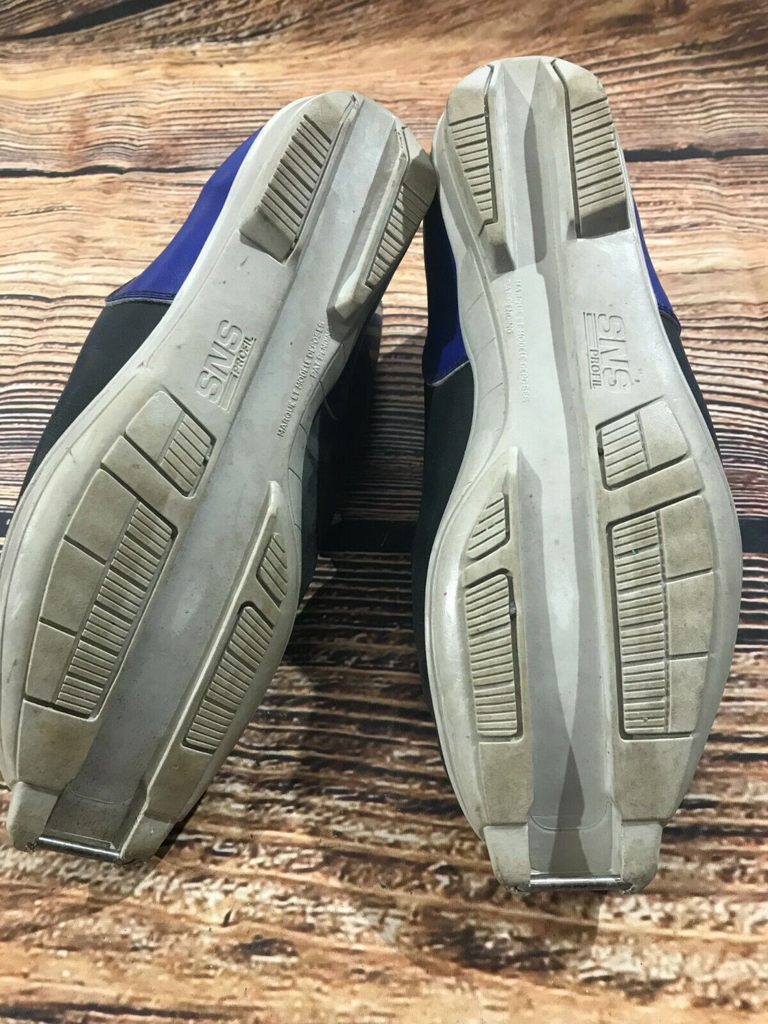 Fischer XC Crystal Cross Country Ski Boots Size EU42 US9 SNS Profil 1596