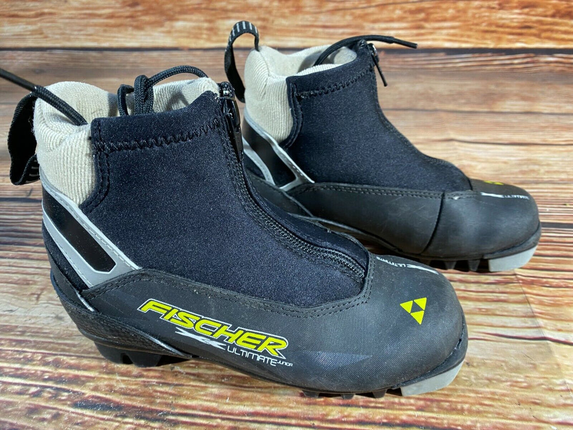 Fischer Ultimate Kids Nordic Cross Country Ski Boots Size EU31 US12.5 NNN F-184