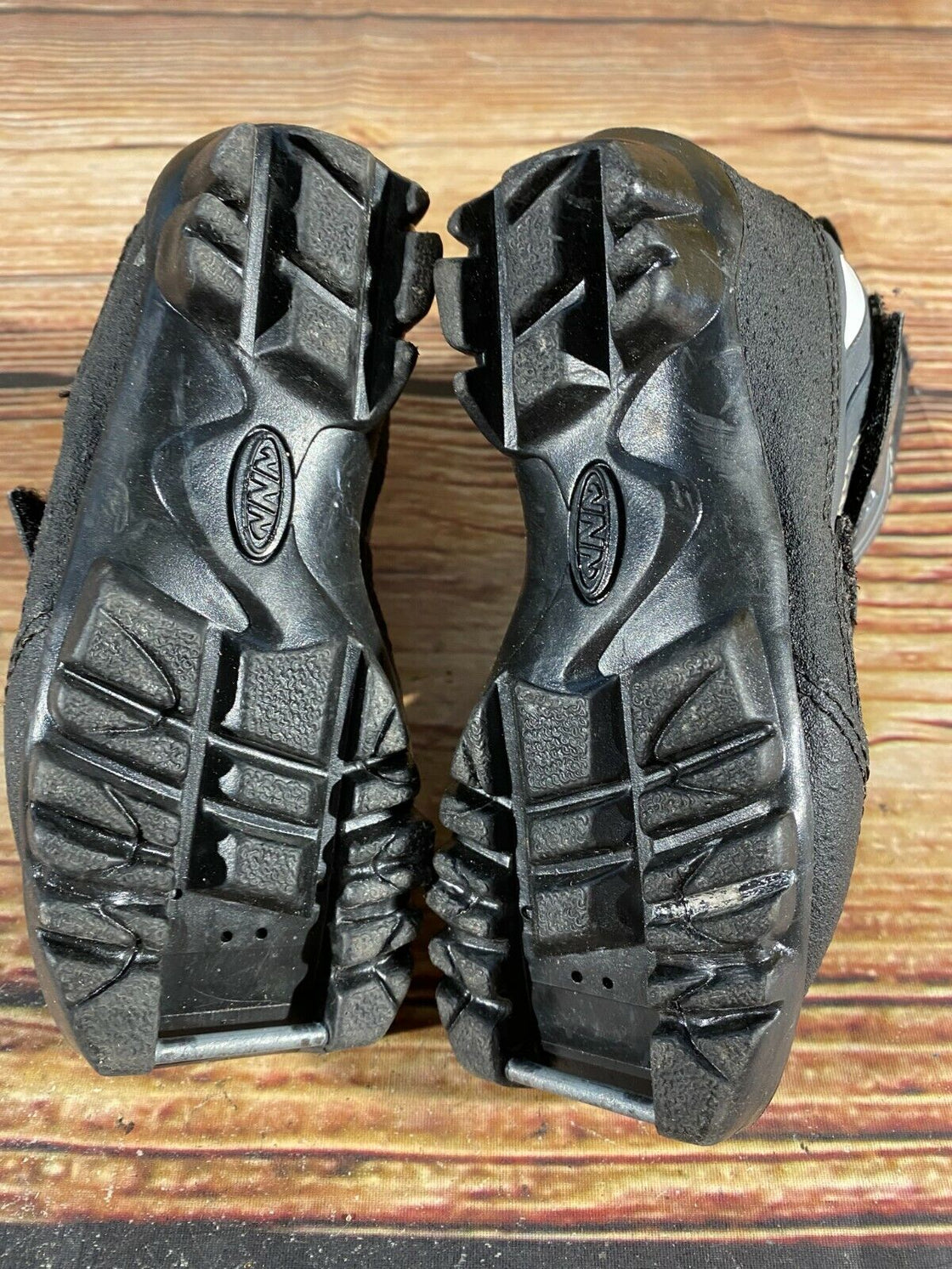 Fischer Snow Star Kids Nordic Cross Country Ski Boots Size EU26 US9 NNN F-221