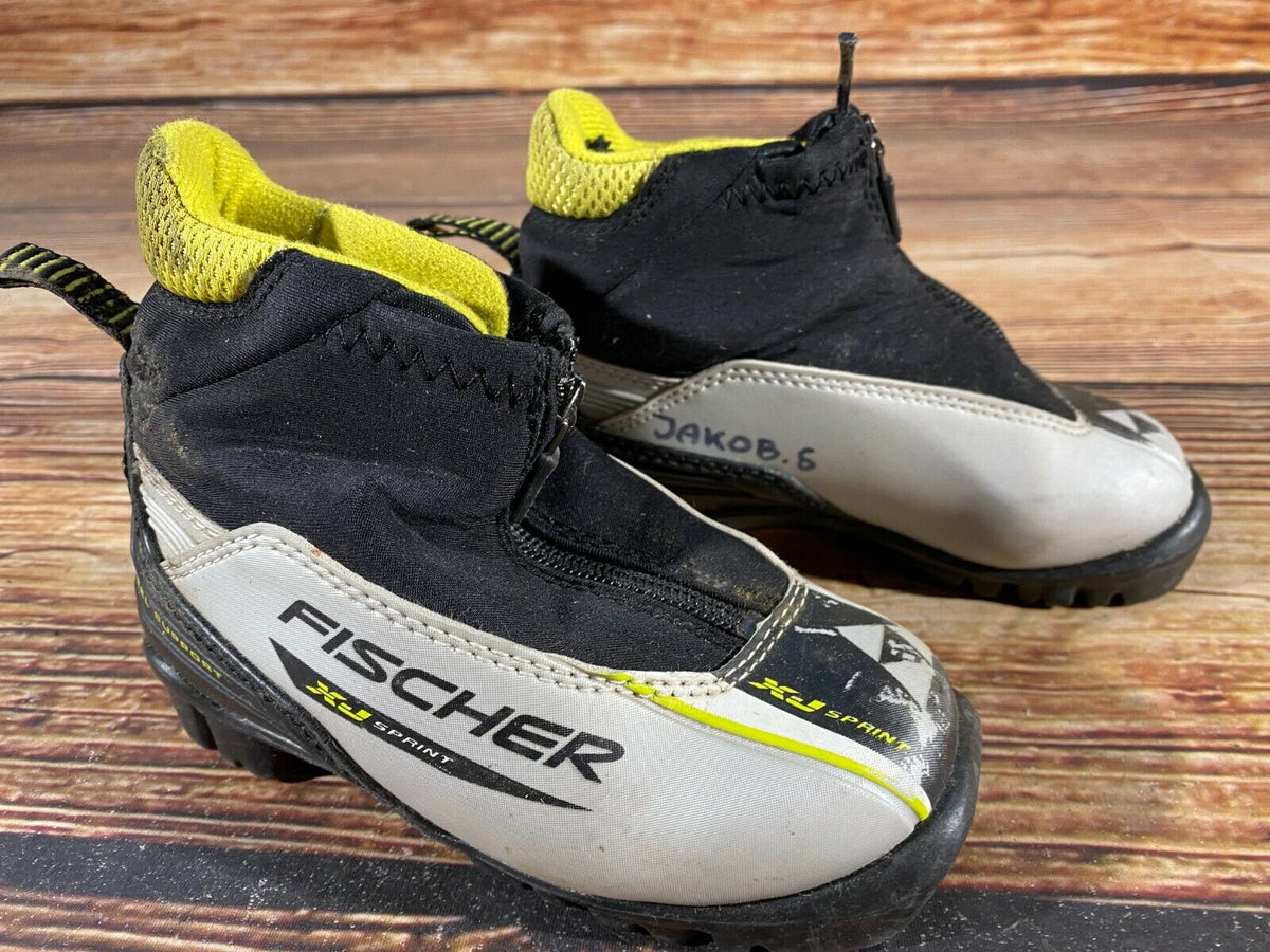 Fischer XJ Sprint Cross Country Ski Boots Classic NNN EU 27 US 10 Kids F-312