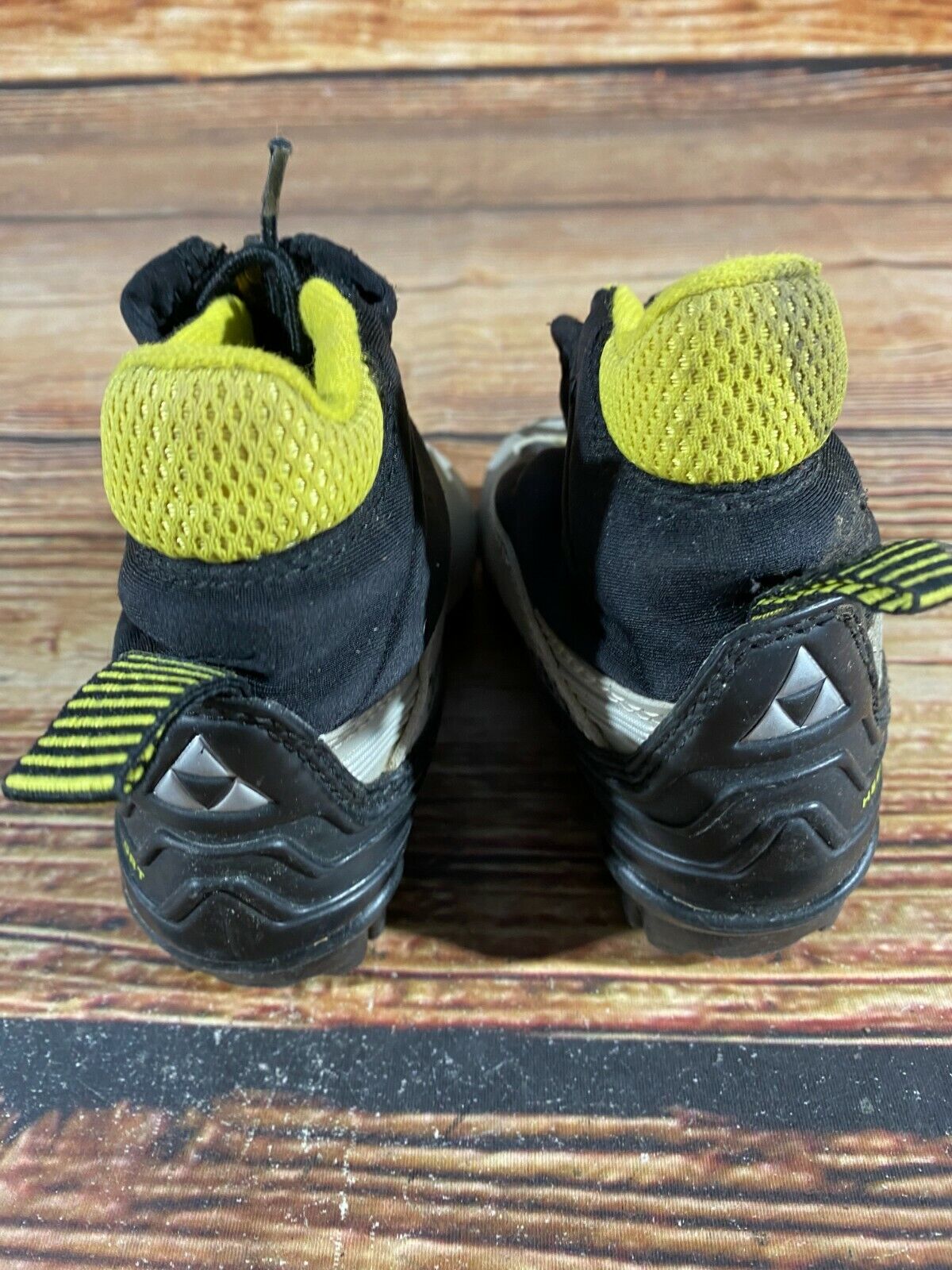 Fischer XJ Sprint Cross Country Ski Boots Classic NNN EU 27 US 10 Kids F-312