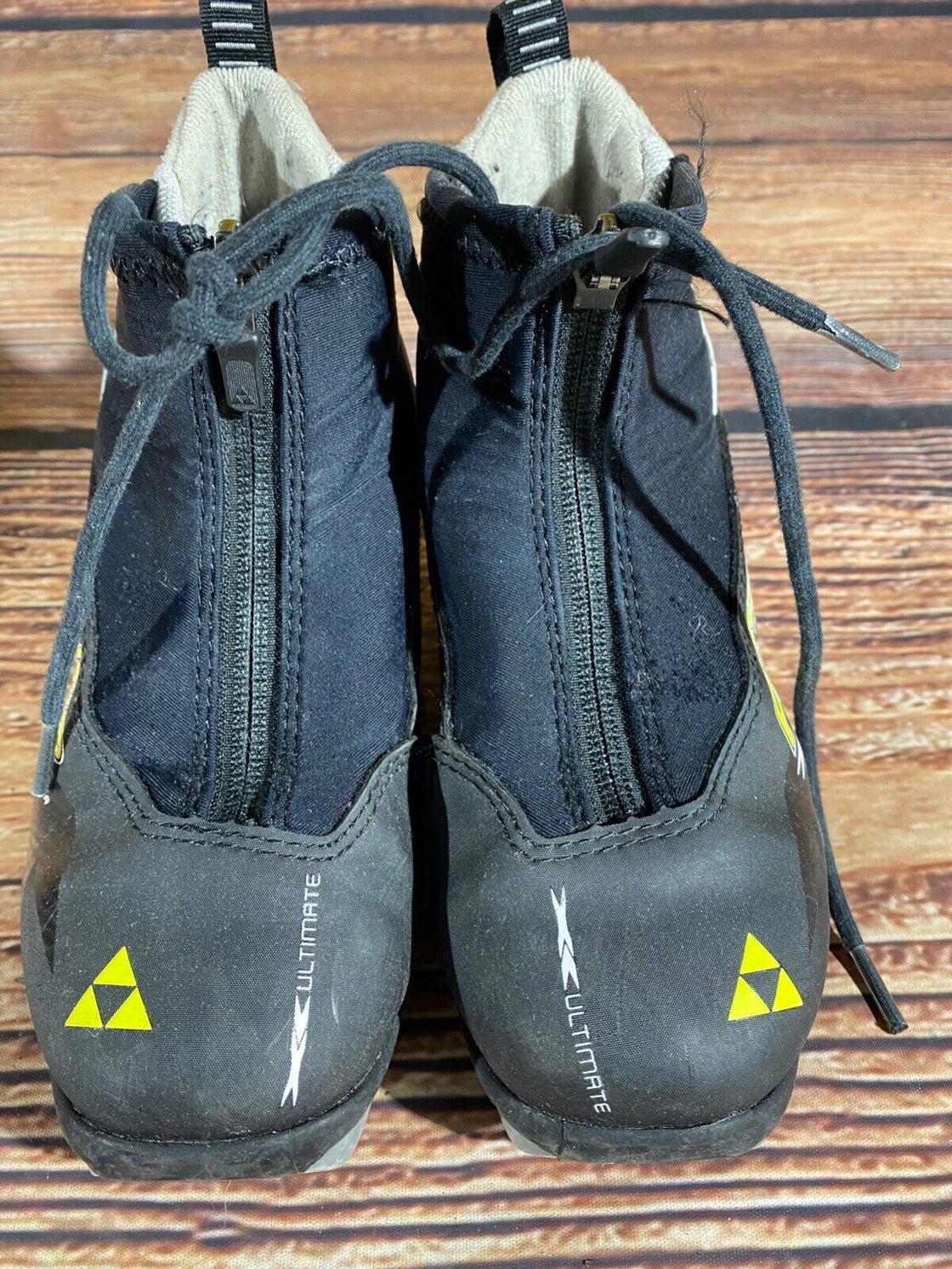 Fischer Ultimate Kids Nordic Cross Country Ski Boots Size EU32 US1.5 NNN F-362