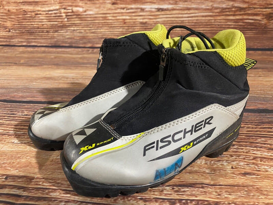 Fischer XJ Sprint Cross Country Ski Boots Classic NNN EU 32 US 1.5 Kids F-481