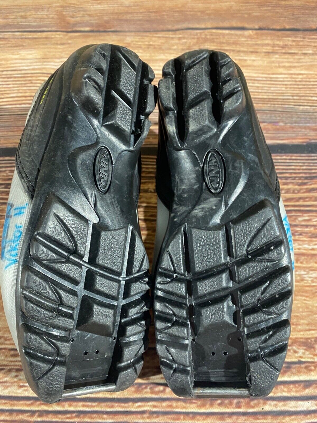 Fischer XJ Sprint Cross Country Ski Boots Classic NNN EU 32 US 1.5 Kids F-481