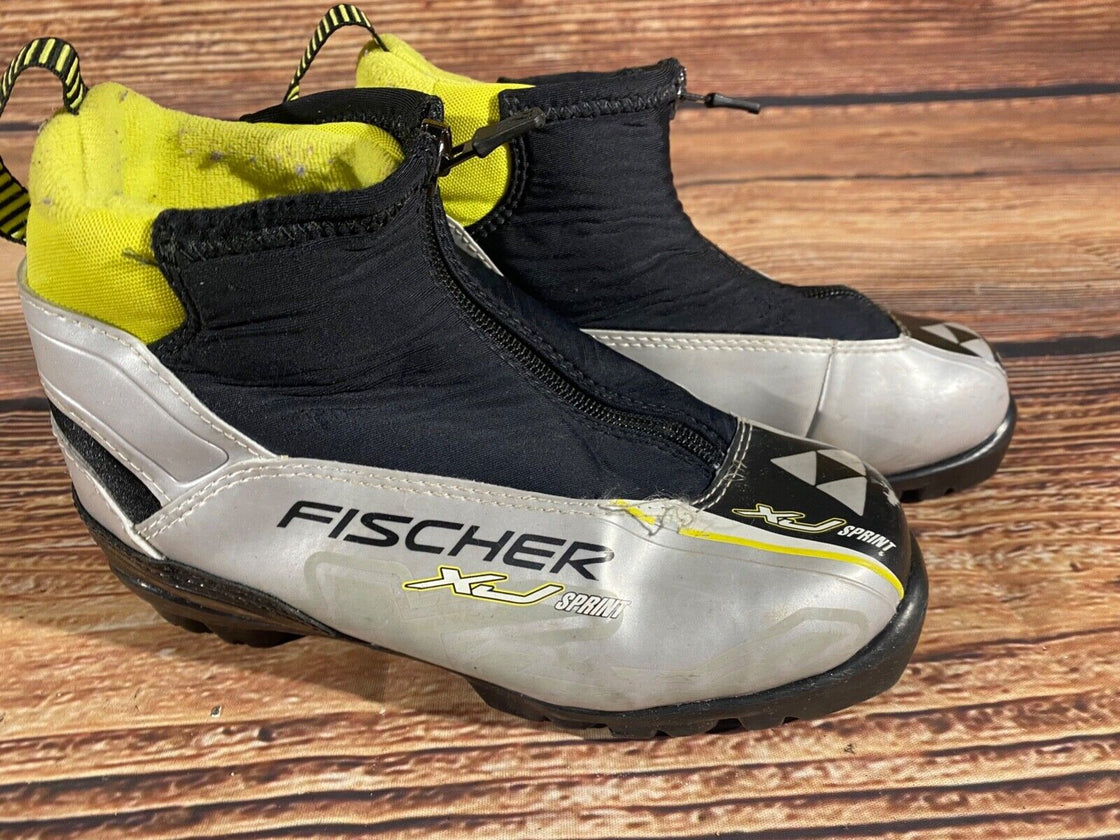 Fischer XJ Sprint Kids Cross Country Ski Boots Size EU35 US3.5 NNN F-484