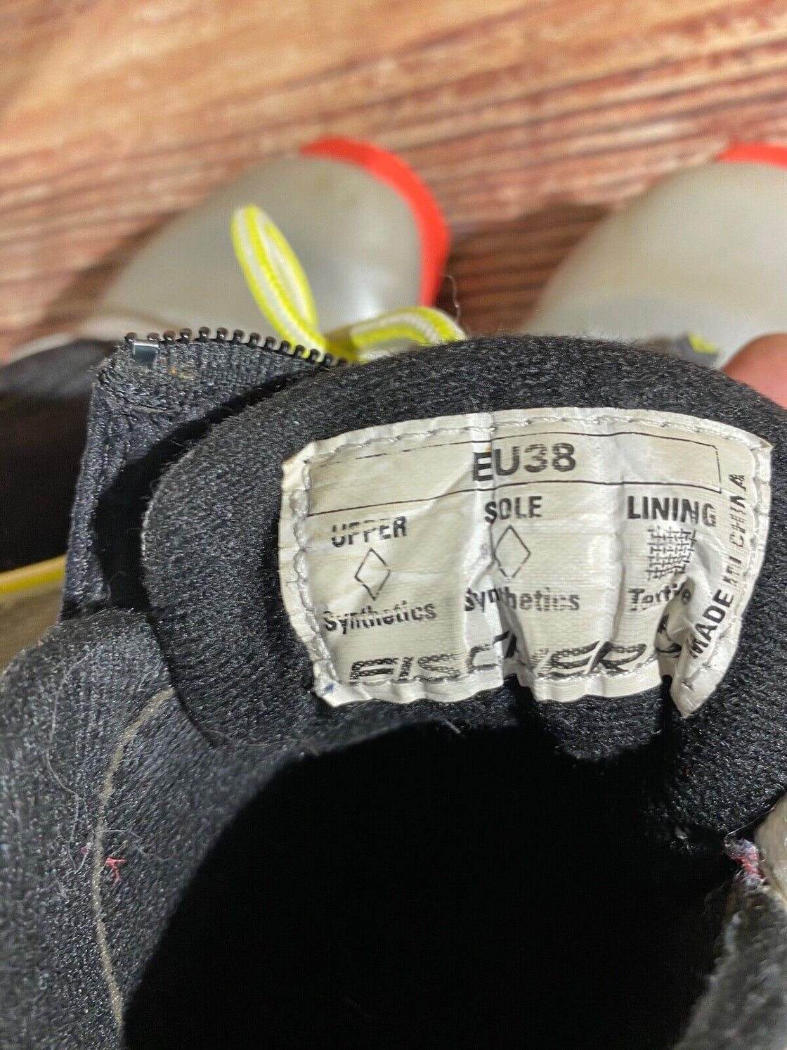 Fischer Nordic Cross Country Ski Boots Size EU38 US6 SNS Profil 1601