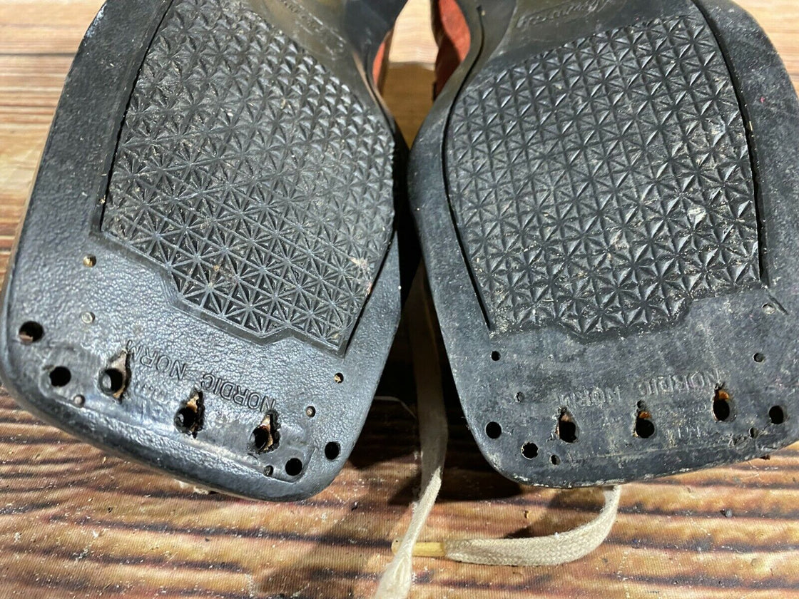 Kikut Retro Vintage Nordic Norm Ski Boots Size EU38 US6 NN 75mm 1699