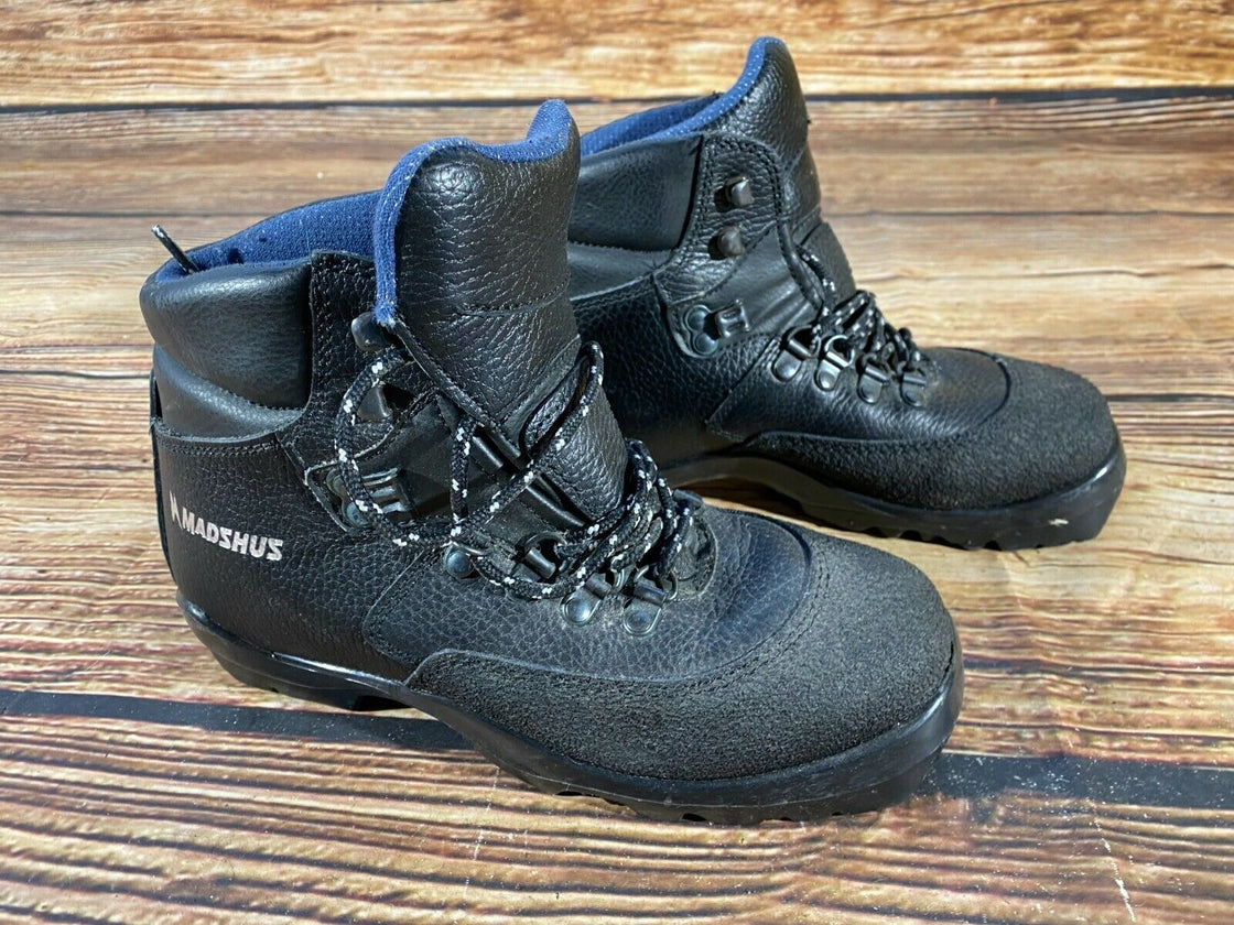 Madshus Back Country Nordic Ski Boots Size EU38 US5.5 NNN-BC bindings 1921