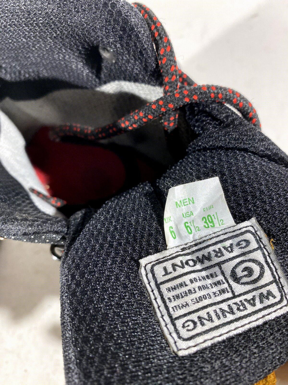 Garmont Touring Back Country Nordic Ski Boots Size EU39.5 US6.5 NNN BC 184