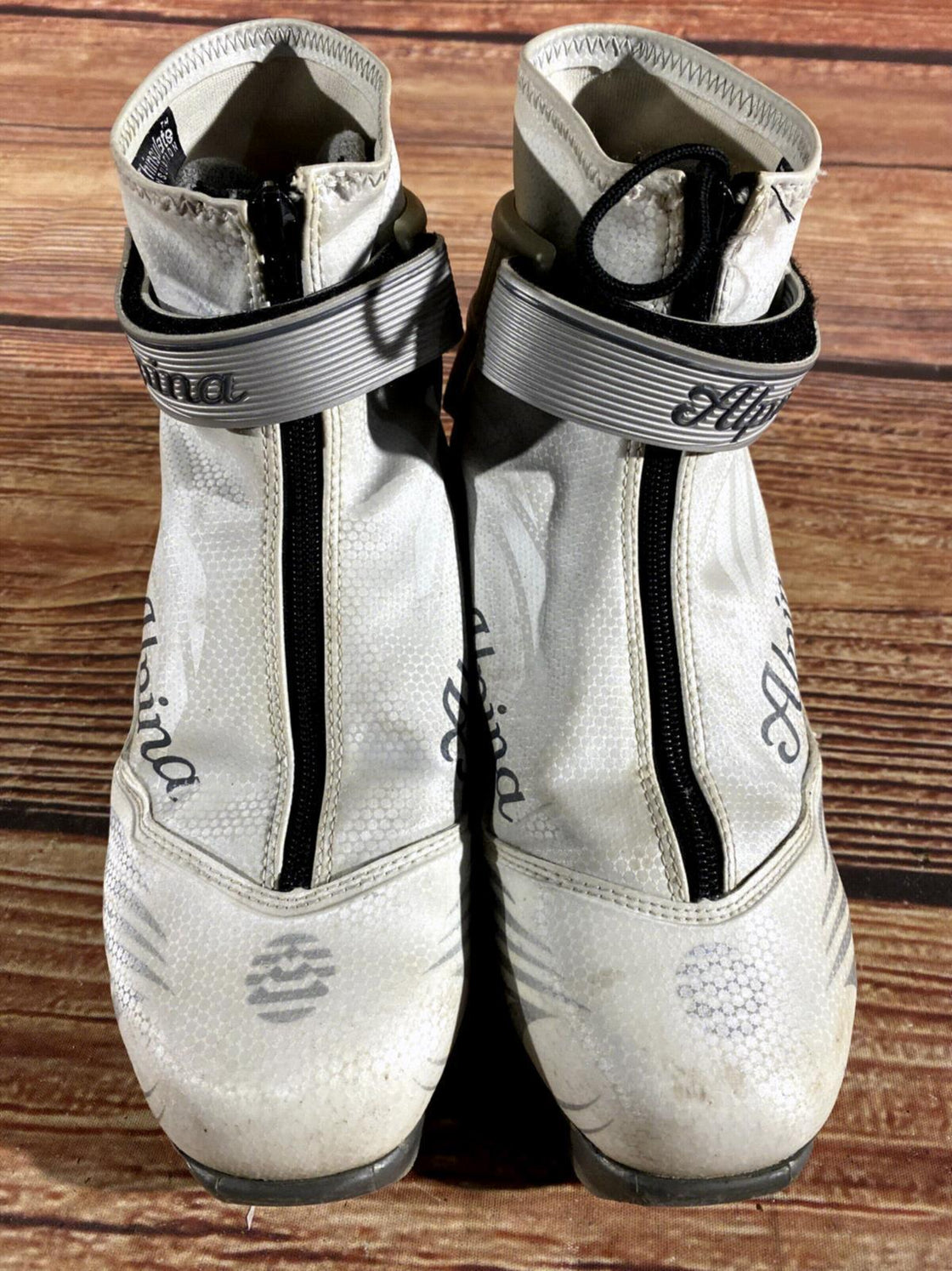 Alpina Eve30S Nordic Cross Country Ski Boots Size EU40 US7.5 for NNN 3129
