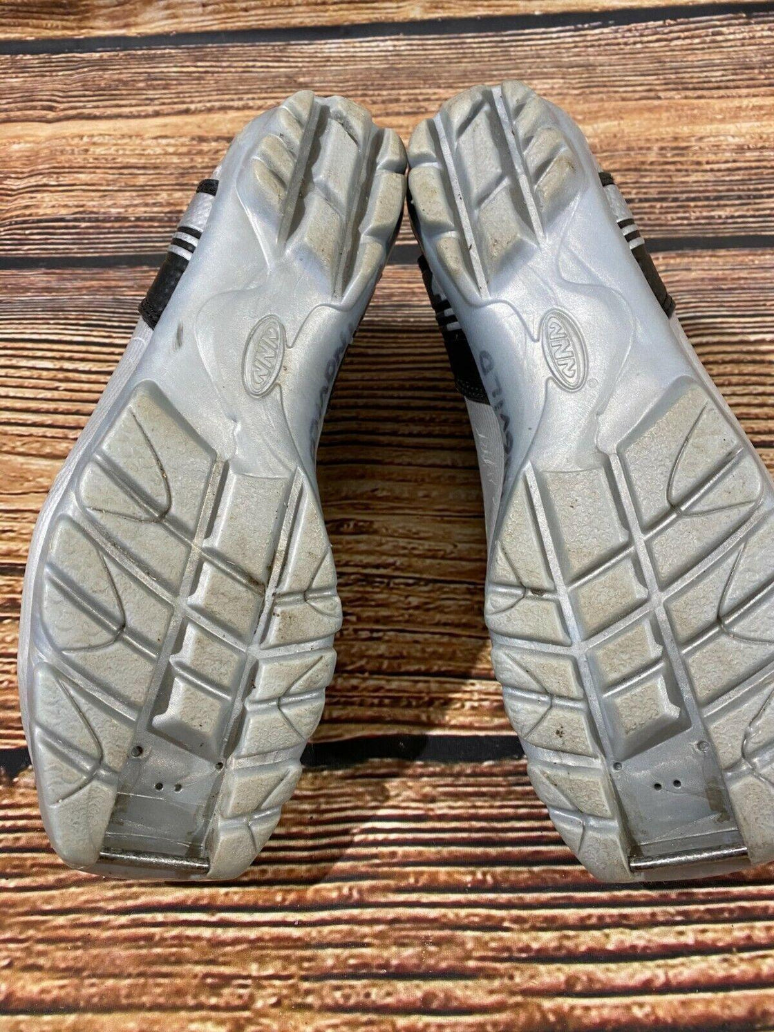 Alpina ST10 Cross Country Ski Boots Combi Size EU39 US7 NNN 2873